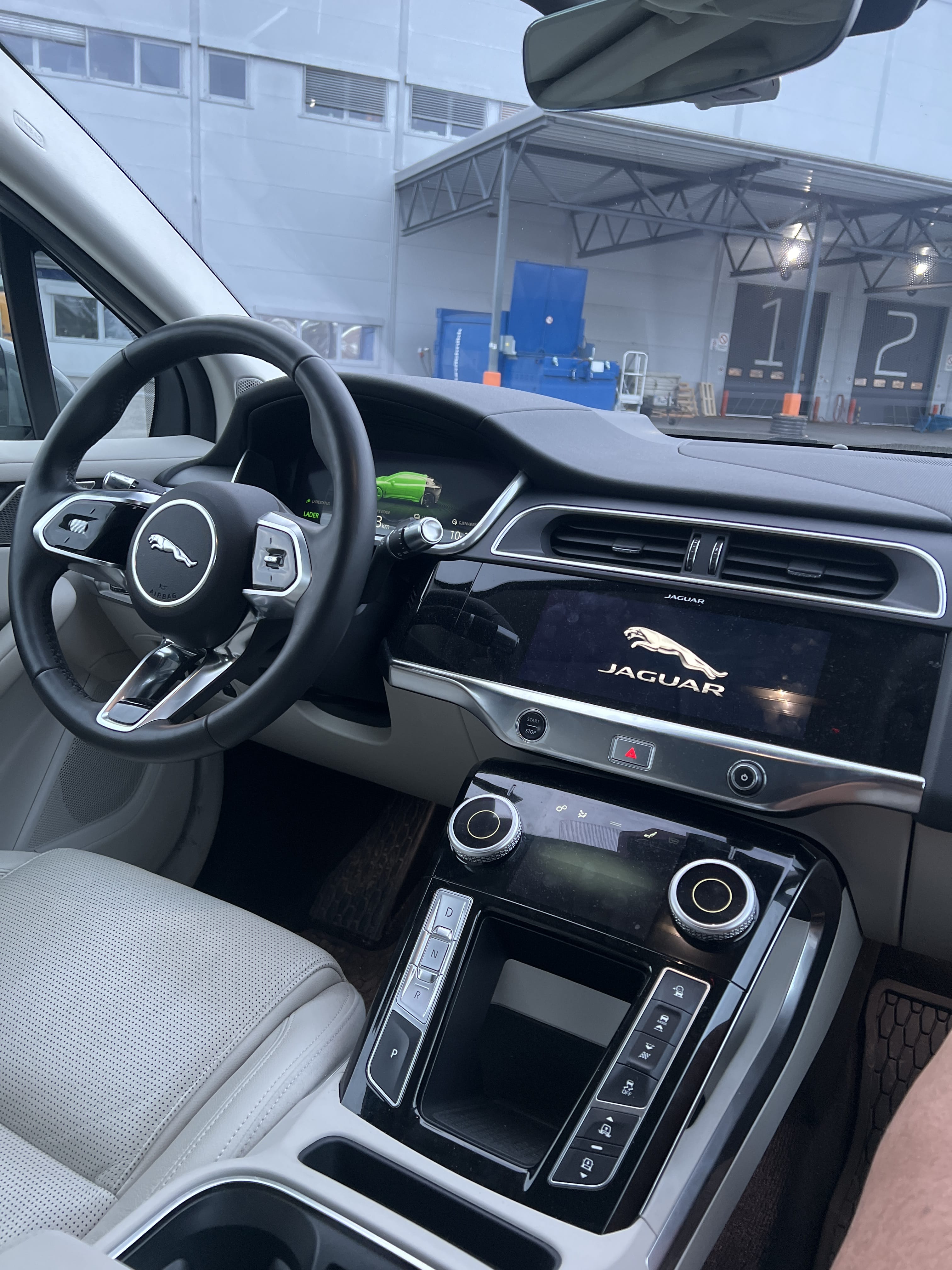 Jaguar I-pace med Cruisekontroll