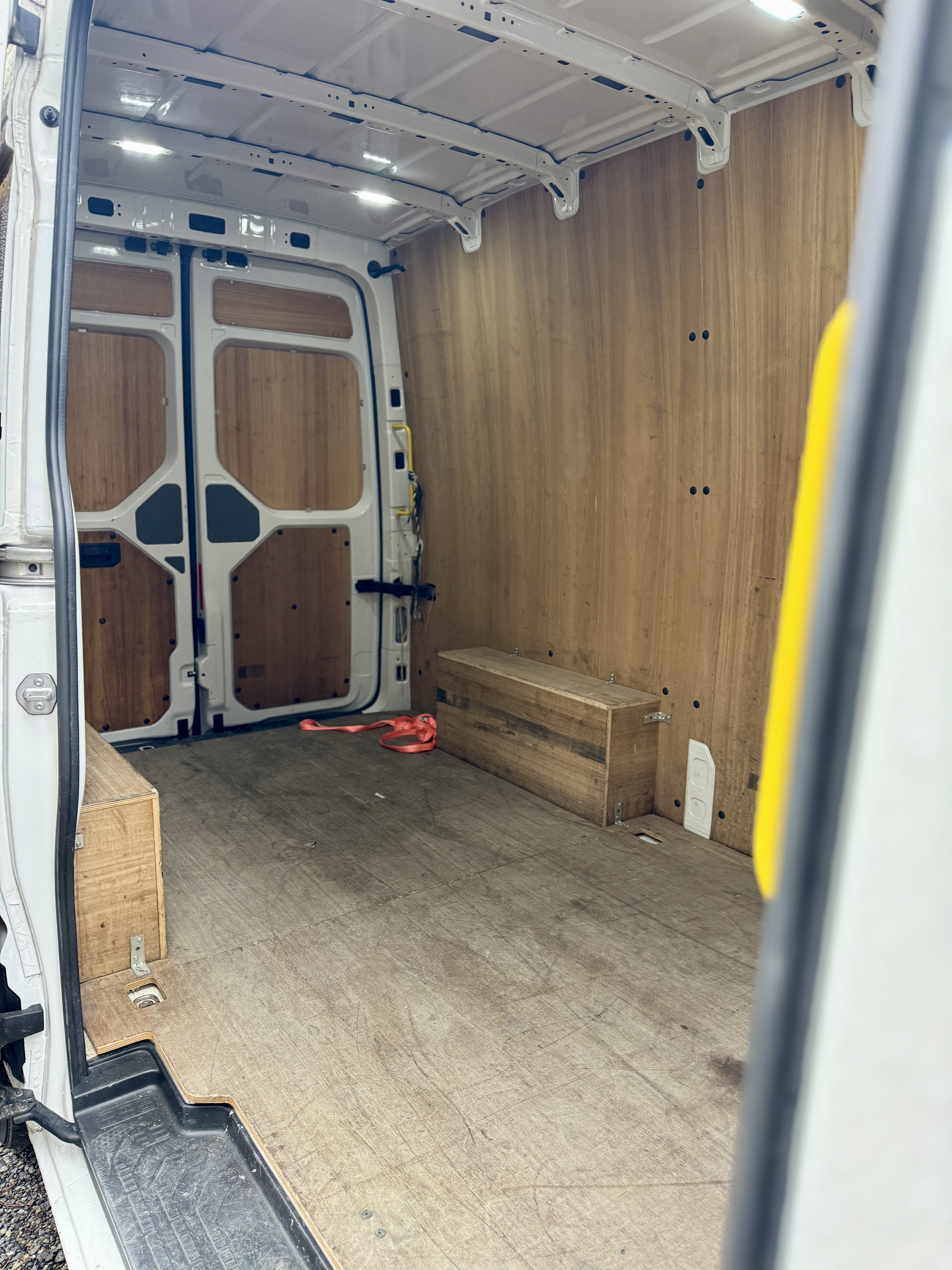 Volkswagen Crafter 2.0l TDI avec GPS