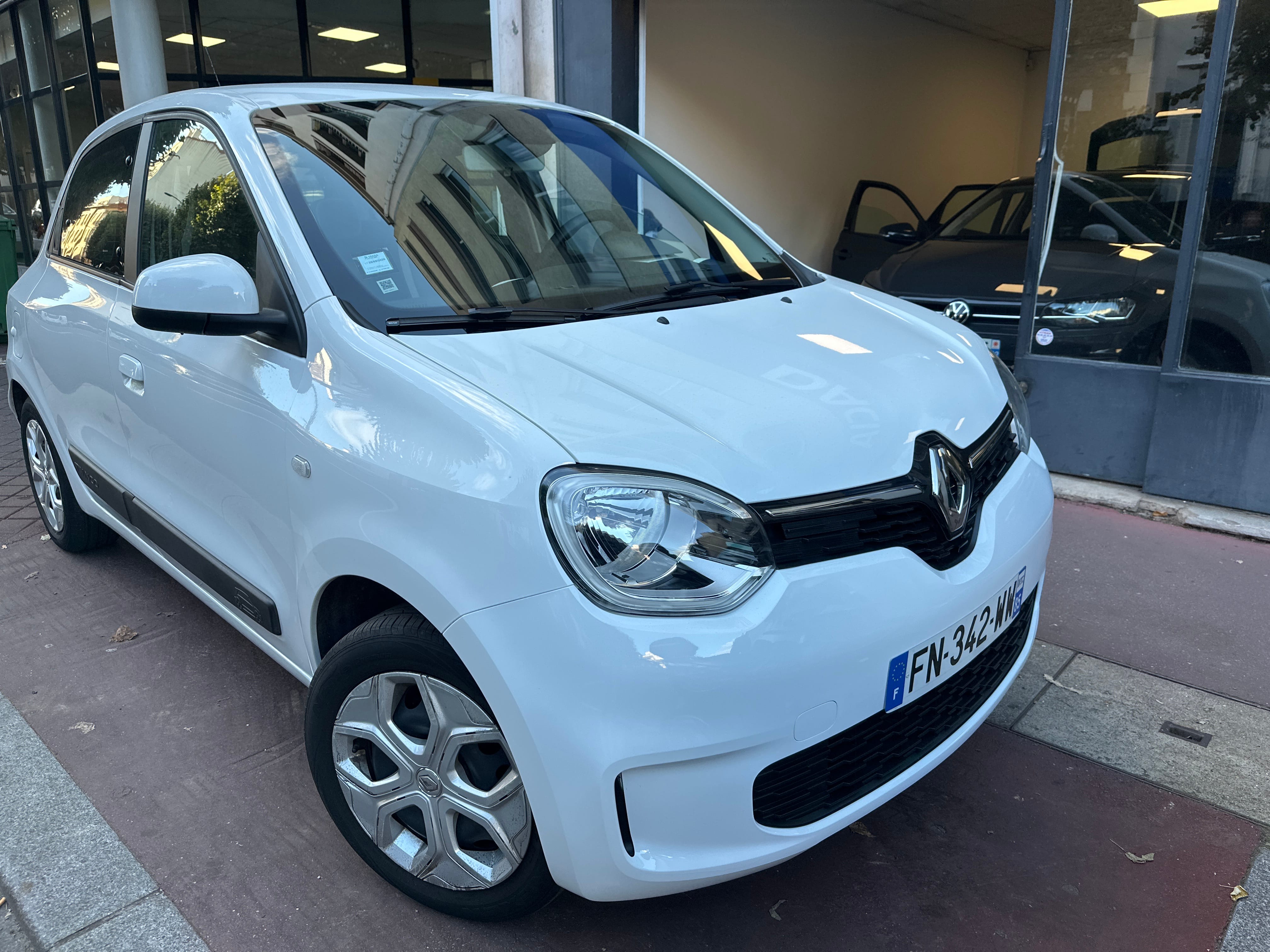 Renault Twingo III, 2020, Essence 95