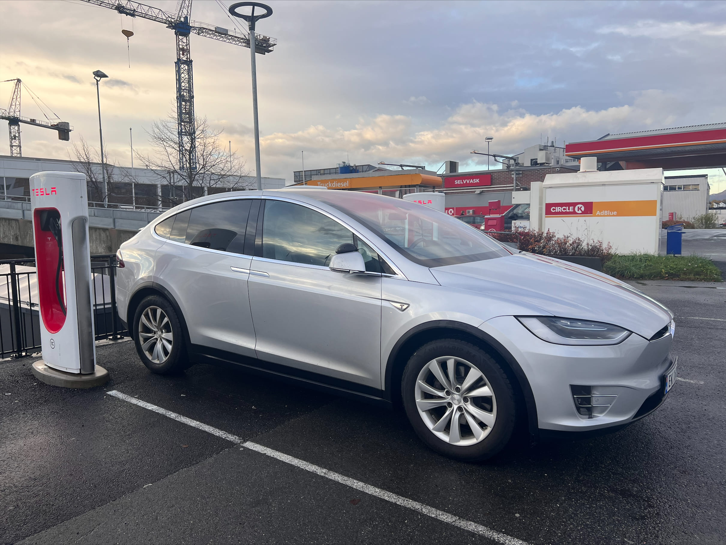 Tesla Model X, 2016, Elektrisk, automatisk, 6 seter