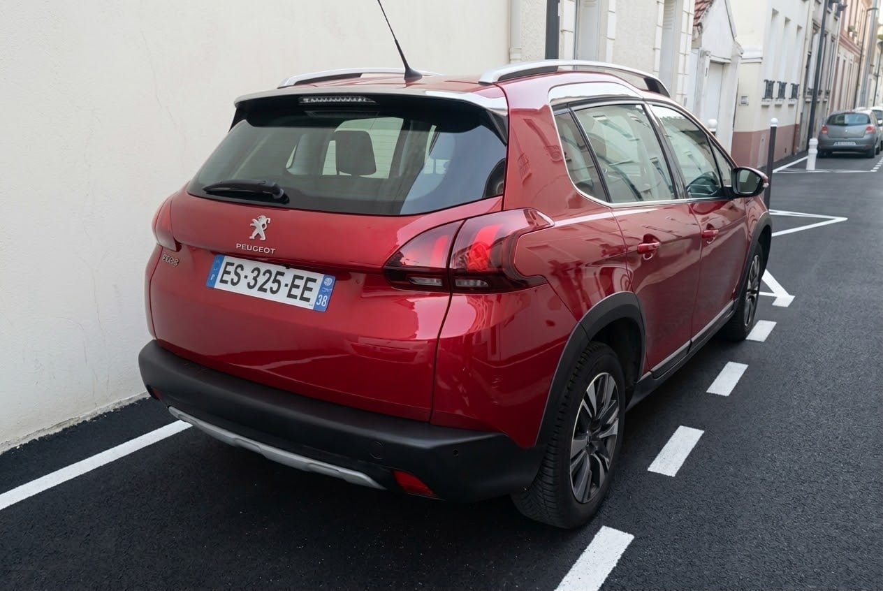 Peugeot 2008 avec GPS
