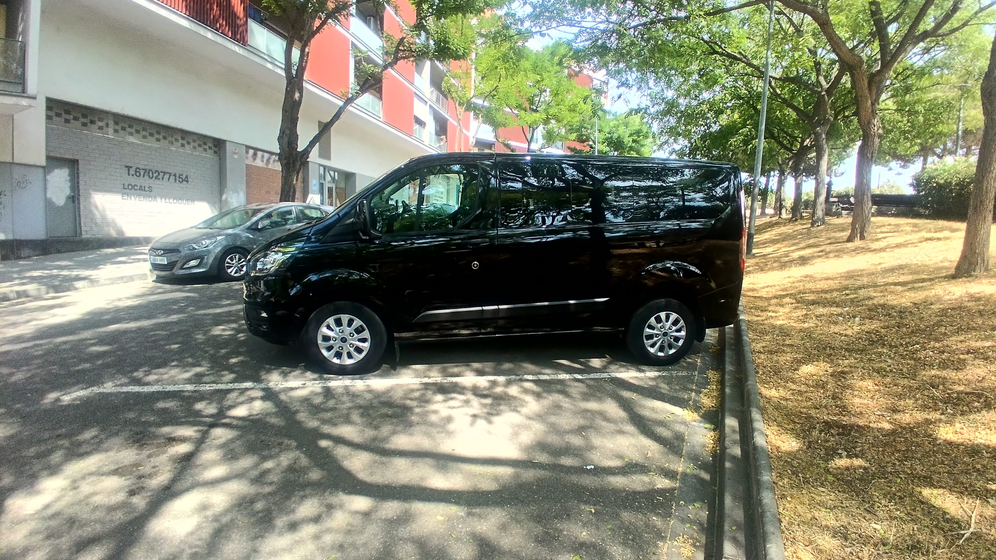Ford Transit Custom Kombi, 2022, Diesel, 8 plazas