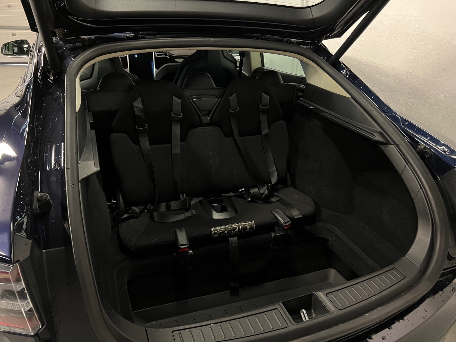Tesla Model S med Vinterdekk