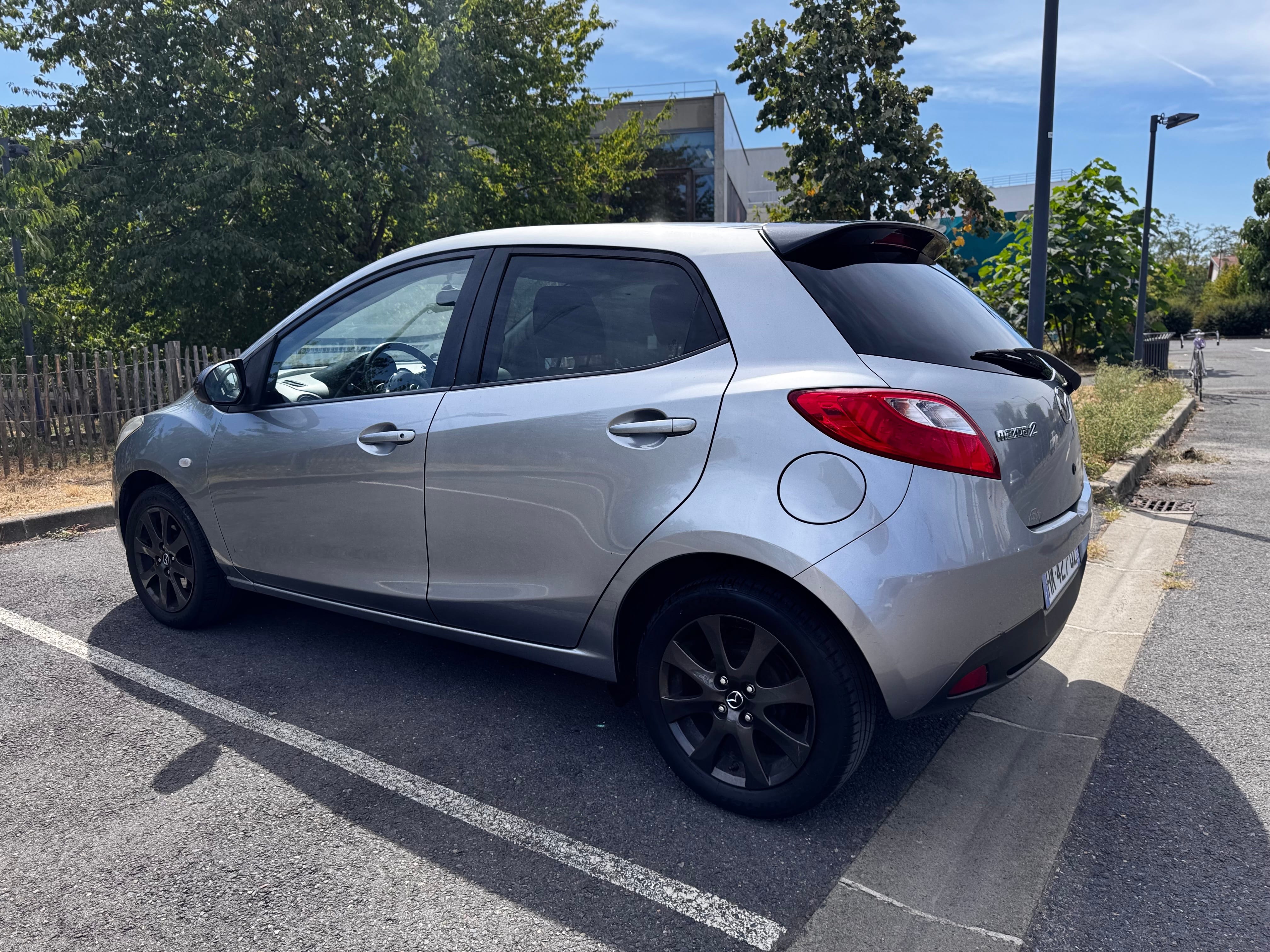 Mazda 2 con Aire acondicionado