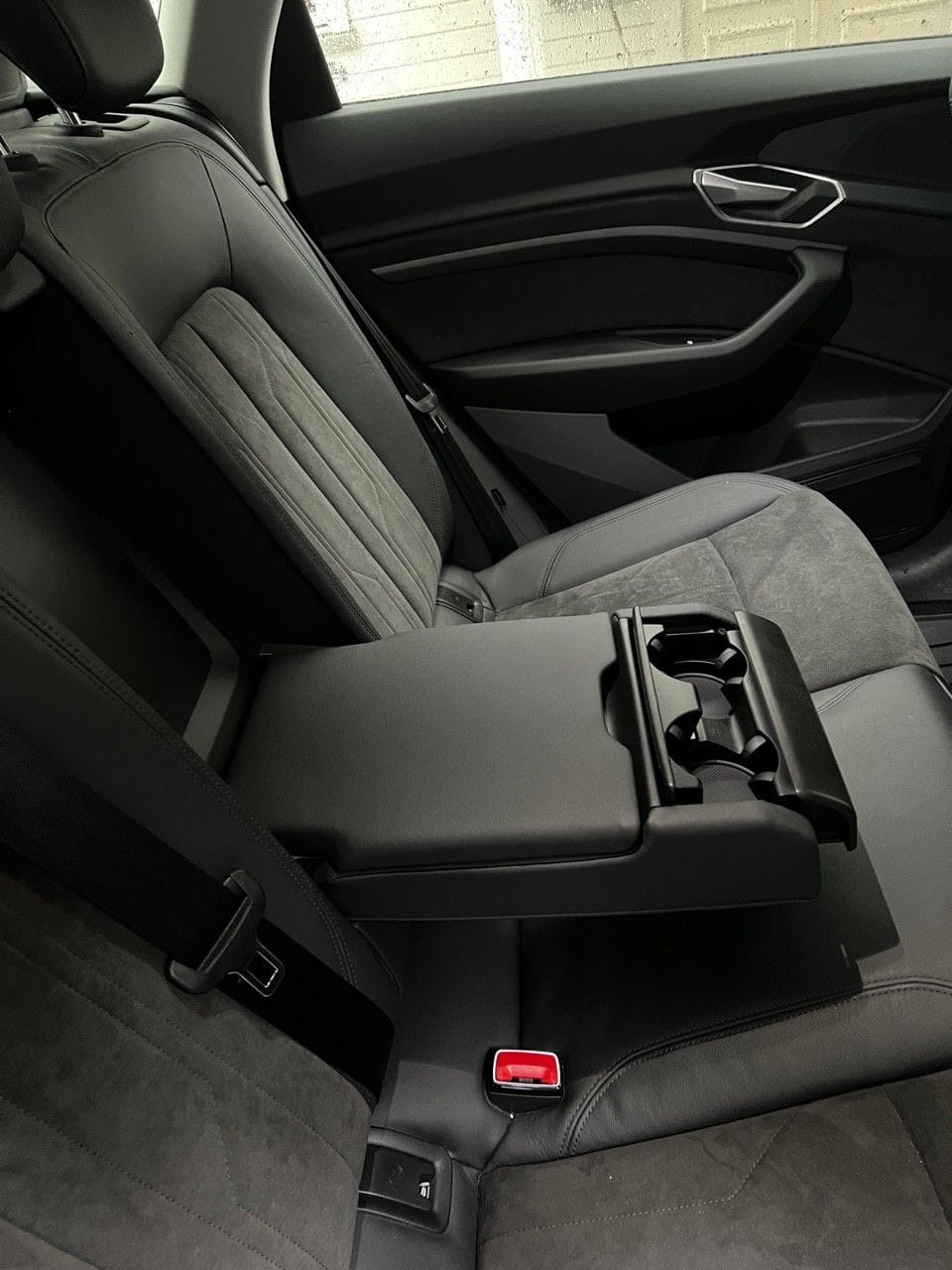 Audi e-tron Sportback med Bluetooth audio