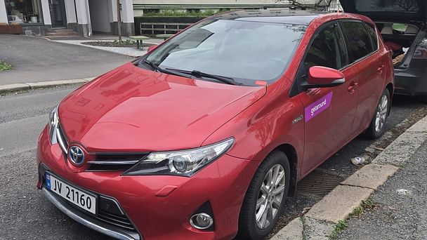 Toyota Auris 1,8 Bensin, Automat, perfekt for korte og lange kjøreturer., 2014, Blyfri 95 / Elektrisk (hybrid), automatisk
