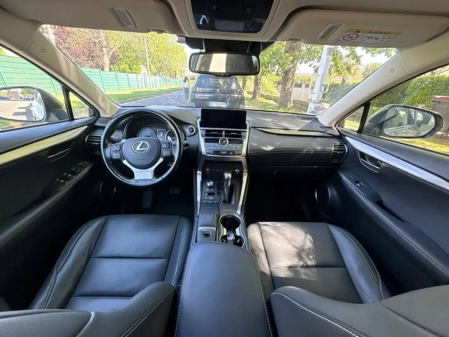 Lexus NX 300h avec Caméra de recul