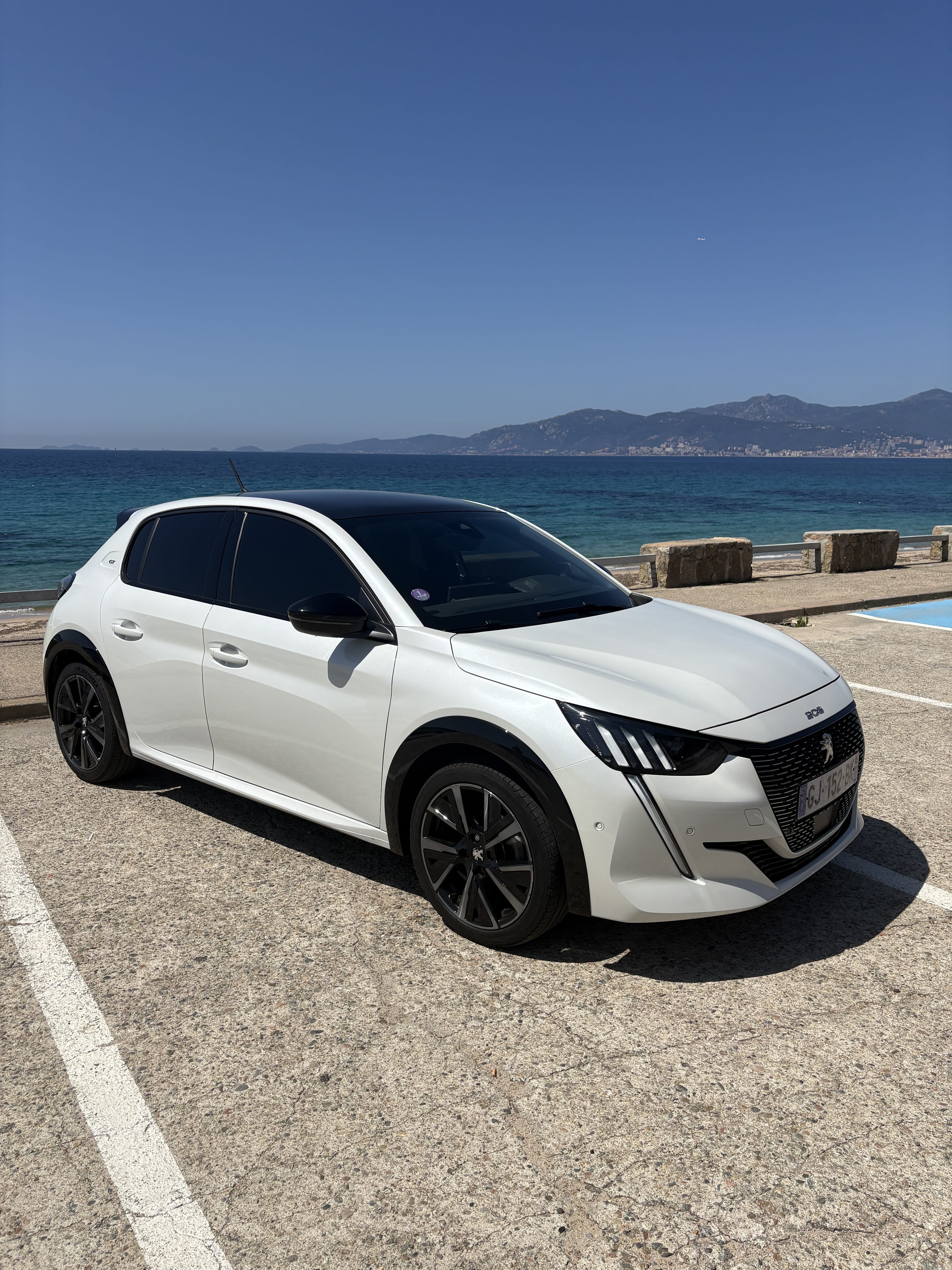 Peugeot 208, 2022, Essence 95, automatique