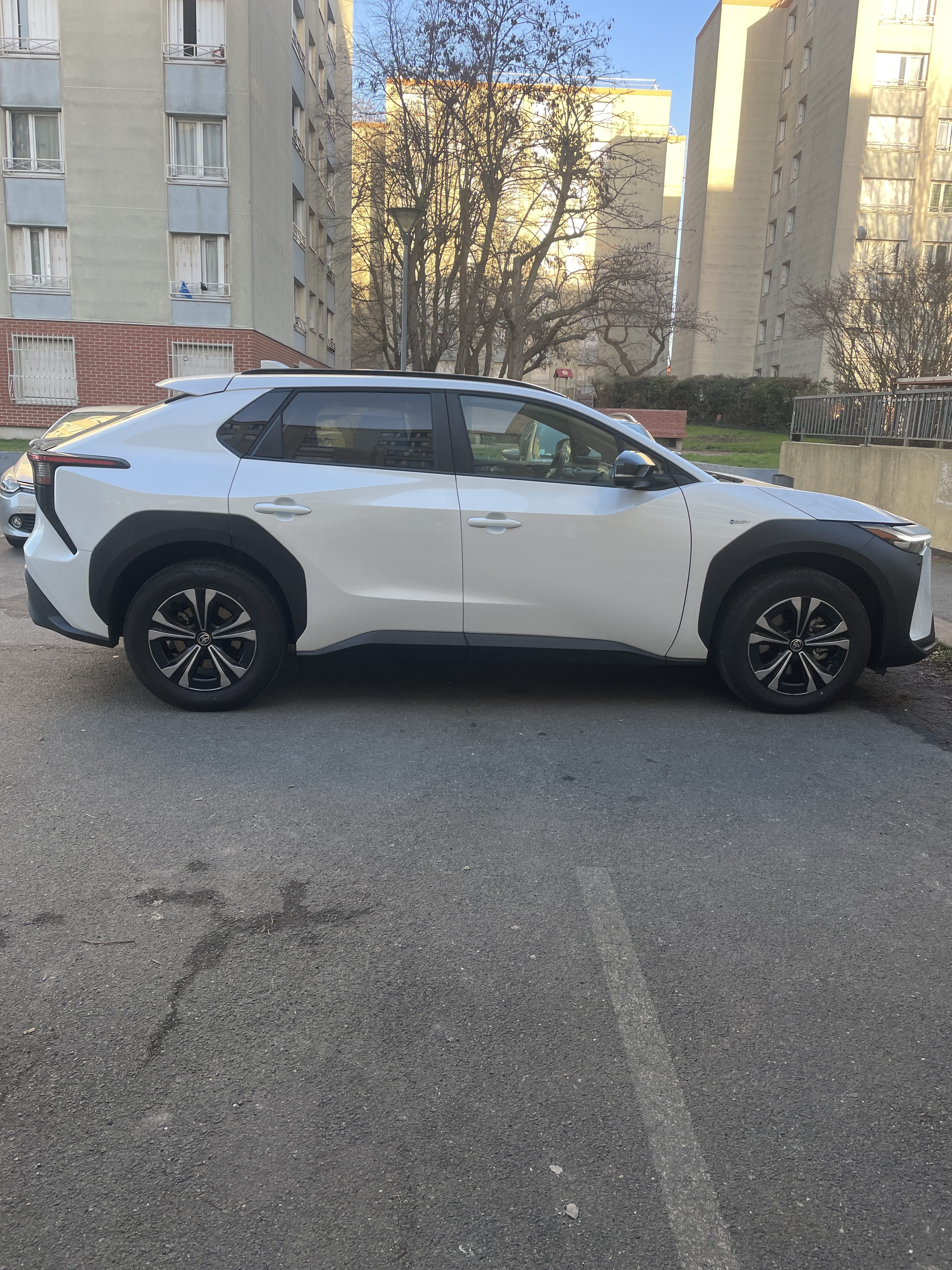 Toyota bZ4X avec Entrée audio / iPod