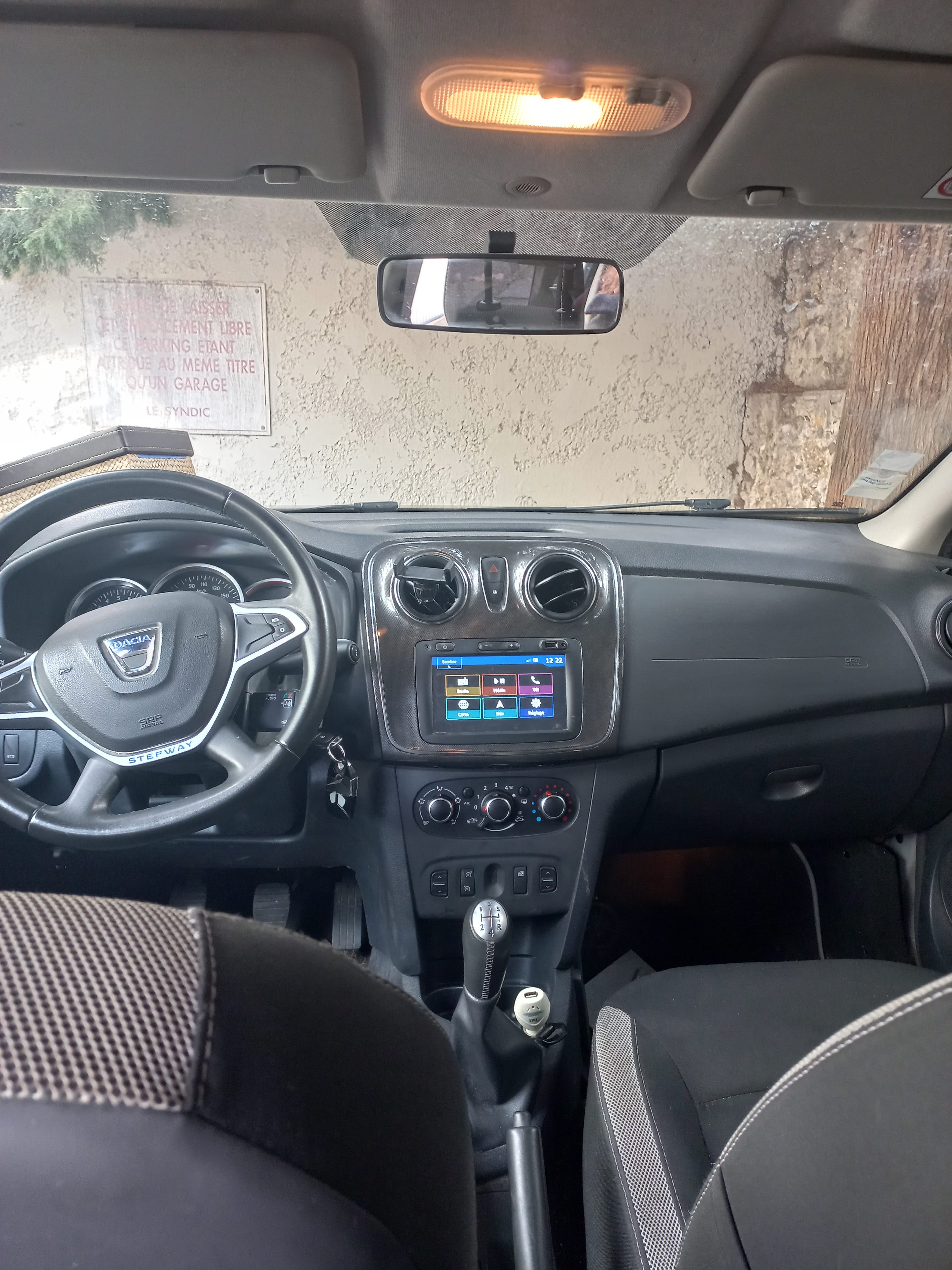 Dacia Sandero met Cruise control