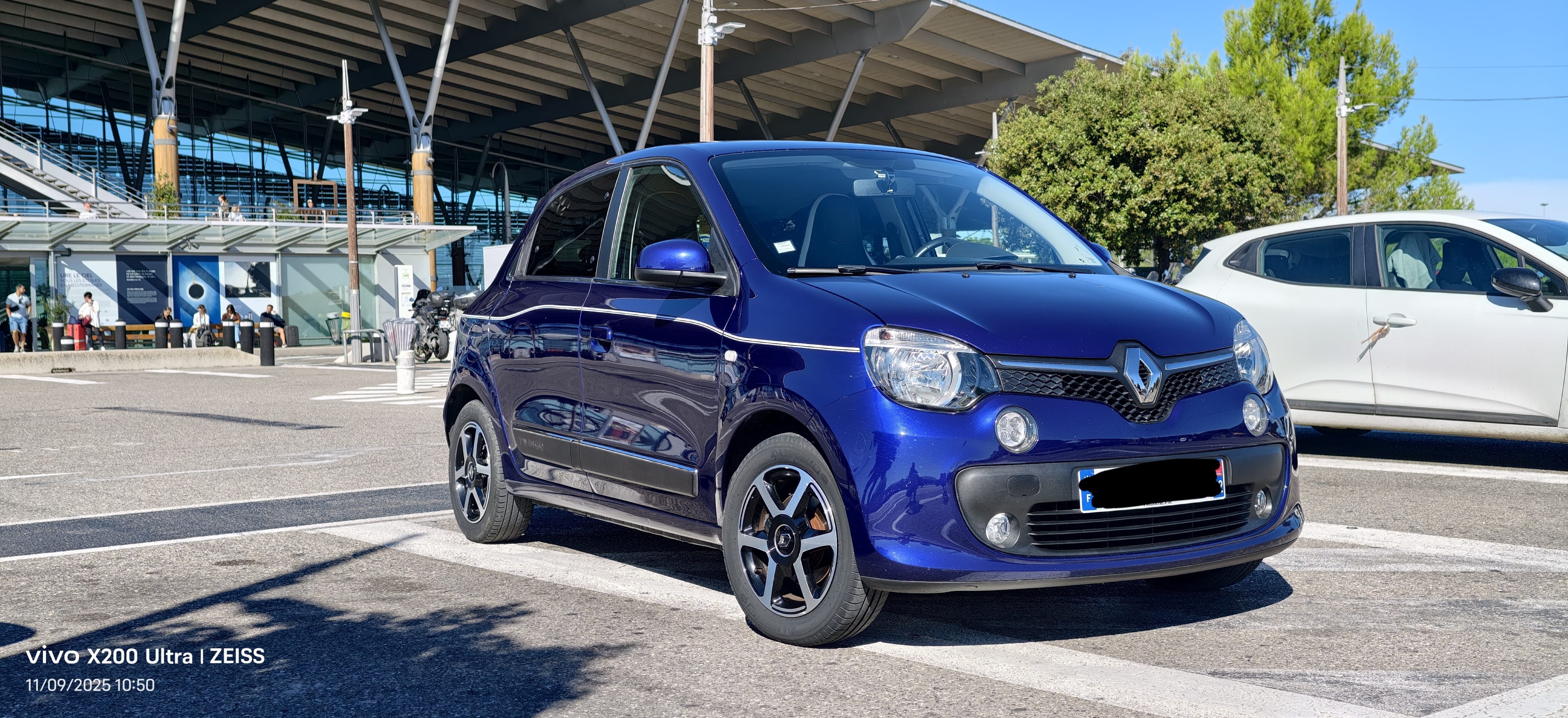 Renault Twingo III Gare Aix Tgv, 2017, Essence 95