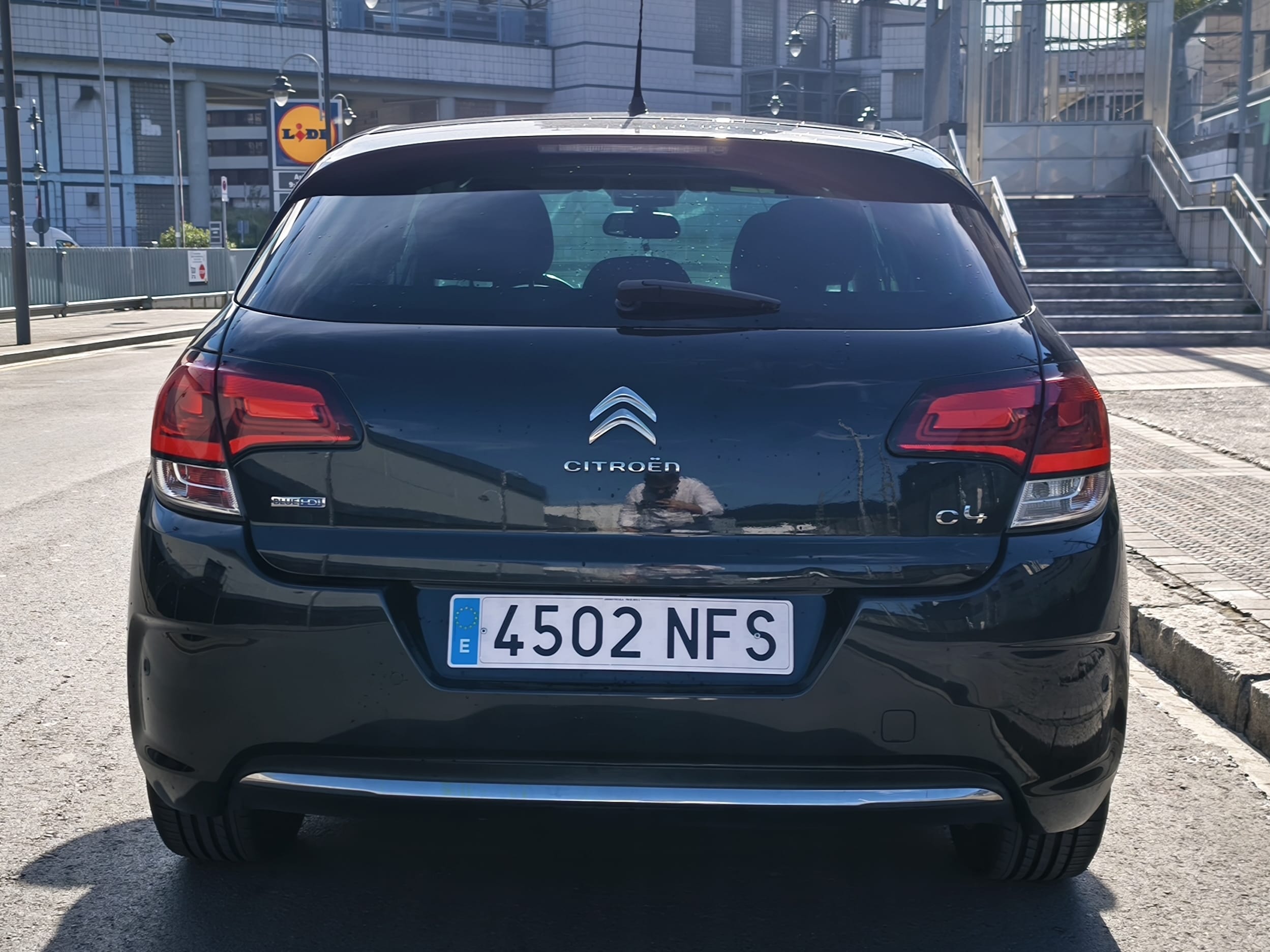 Citroen C4 mit Autoradio