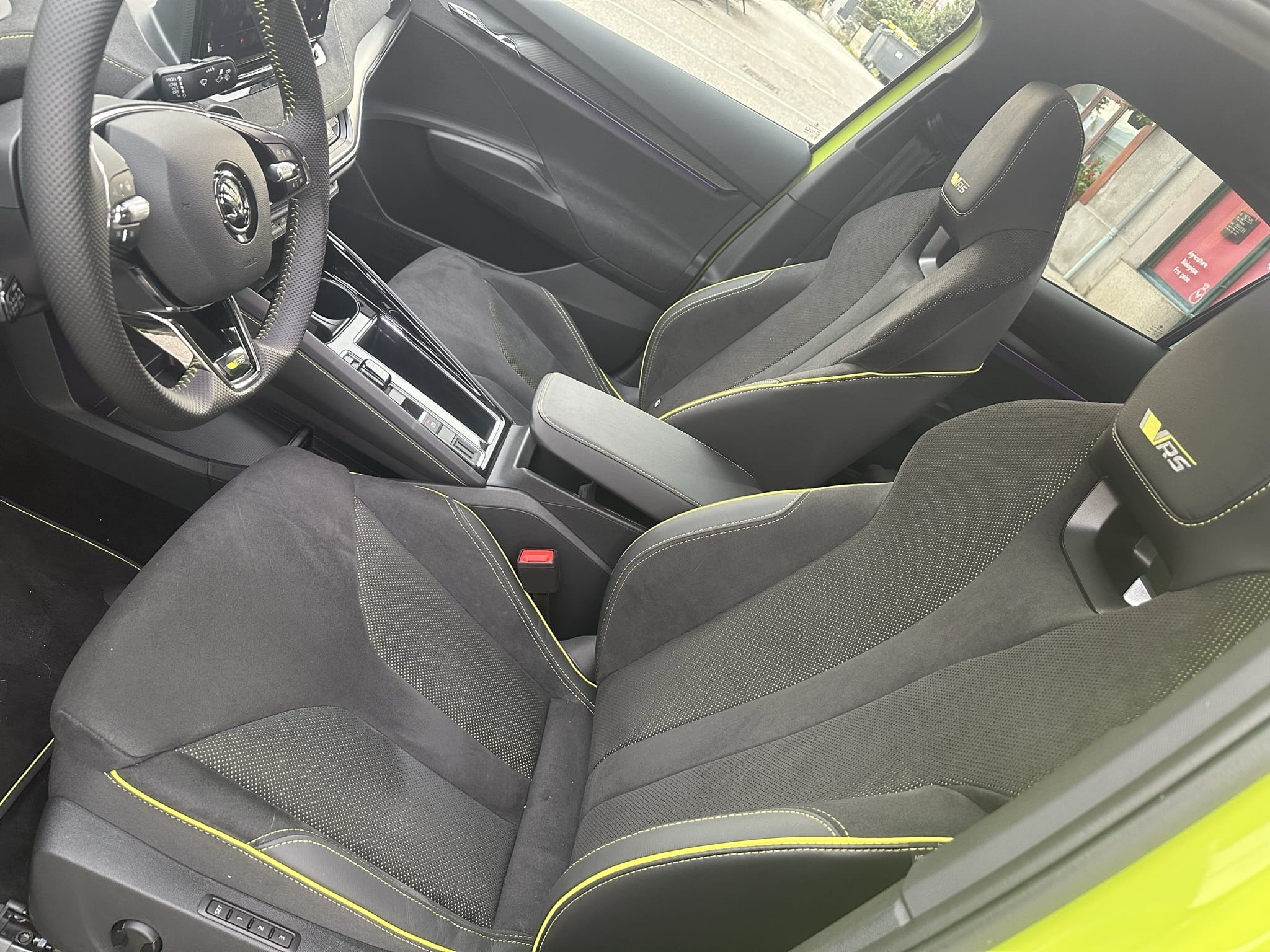 Skoda Enyaq 60 avec GPS