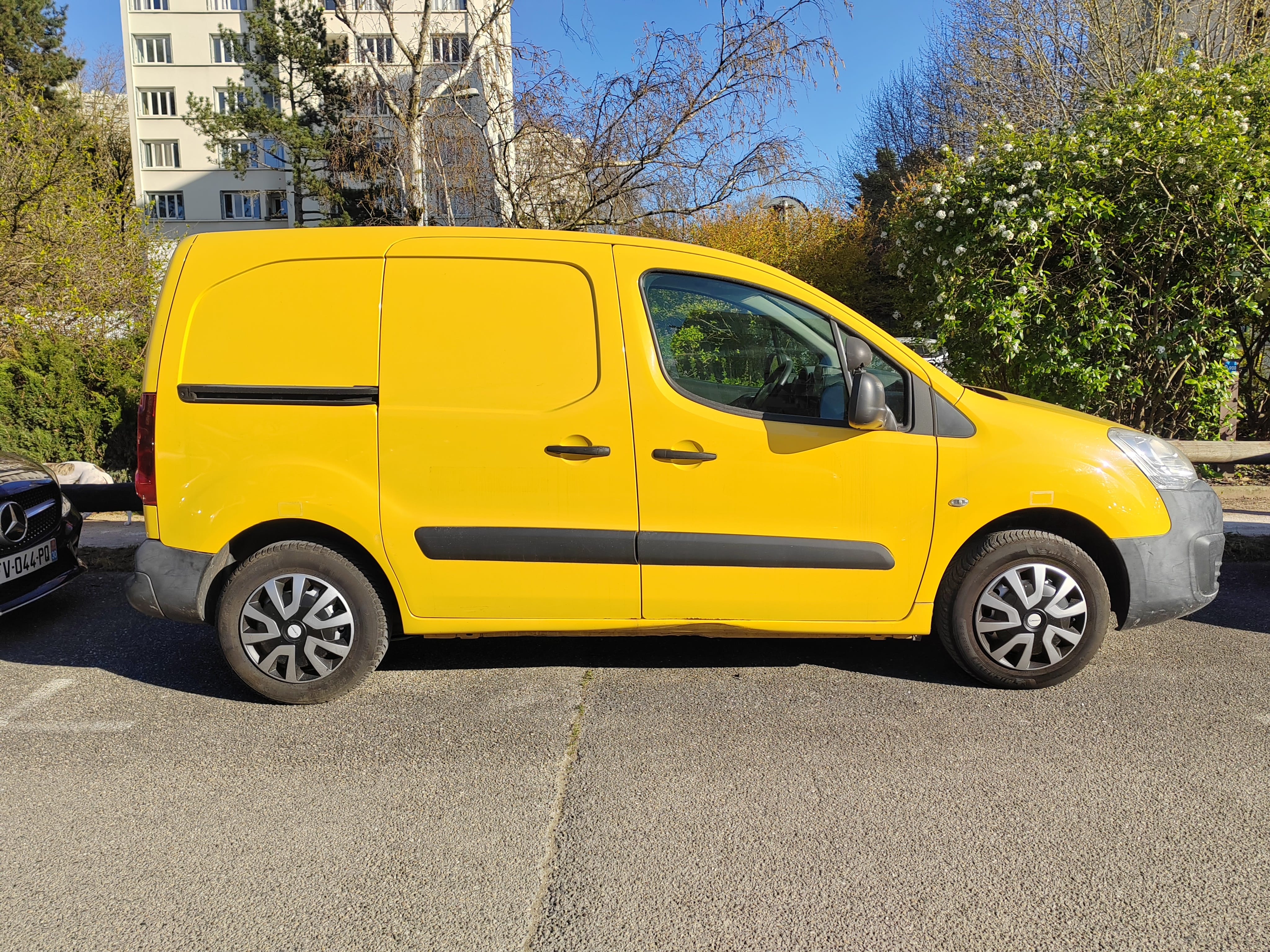 Citroen Berlingo - 1.6 BlueHDi 75CV avec Caméra de recul