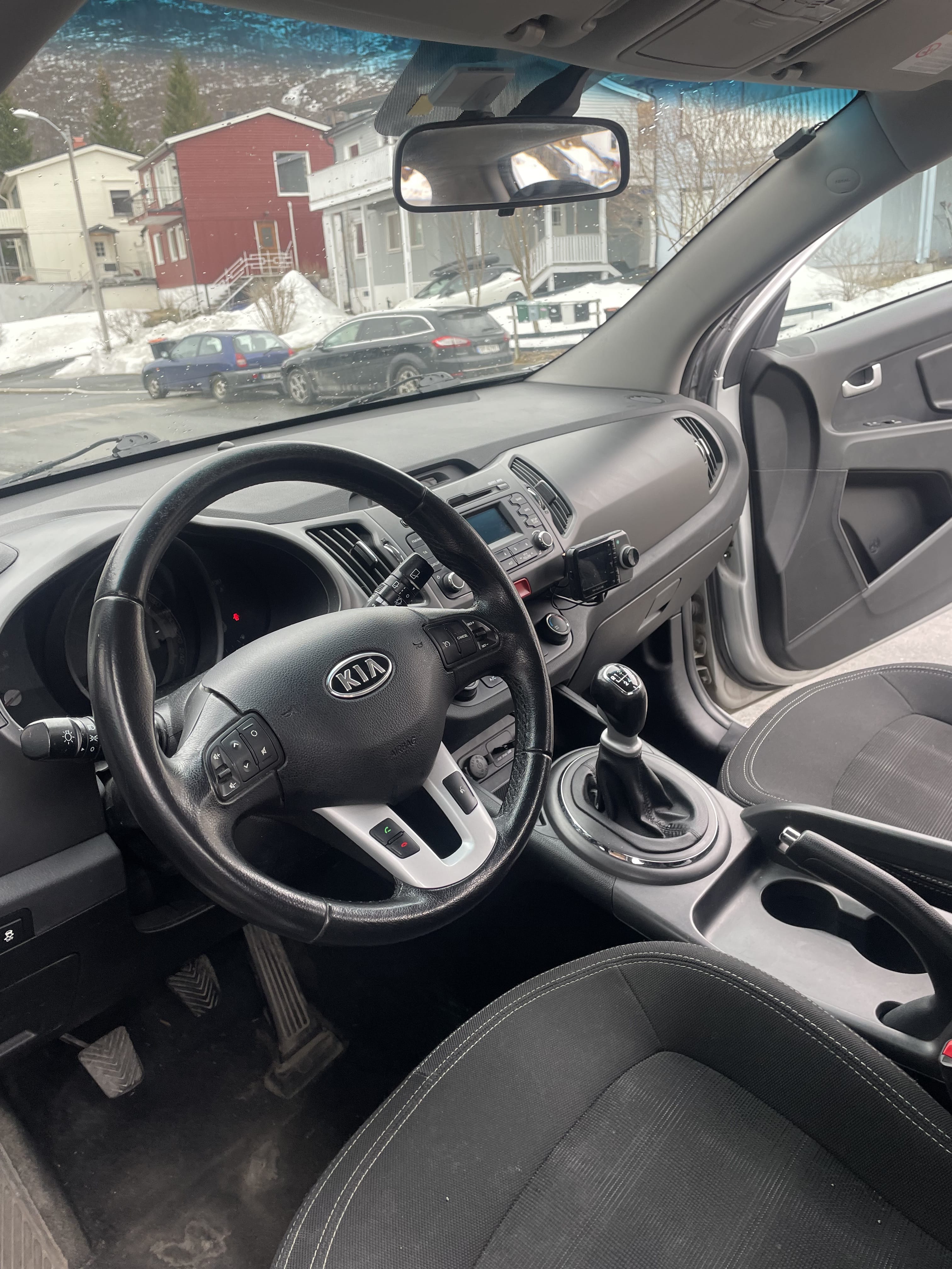 Kia Sportage with Hitch