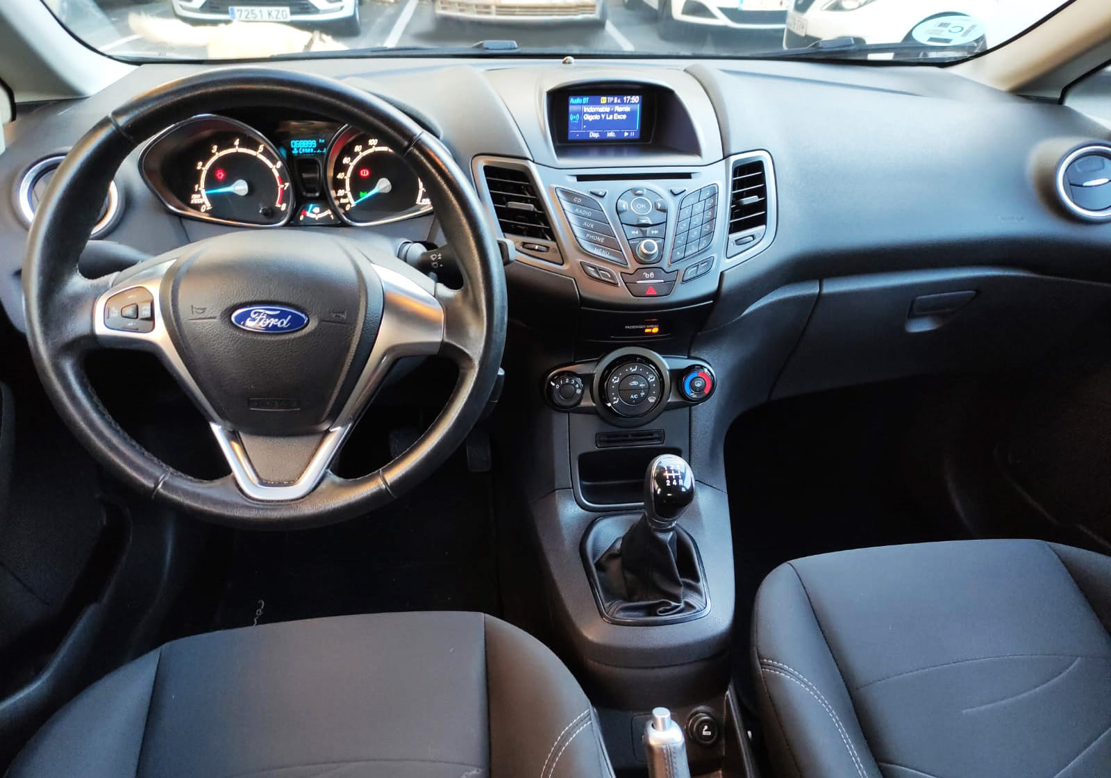 Ford Fiesta Point Black