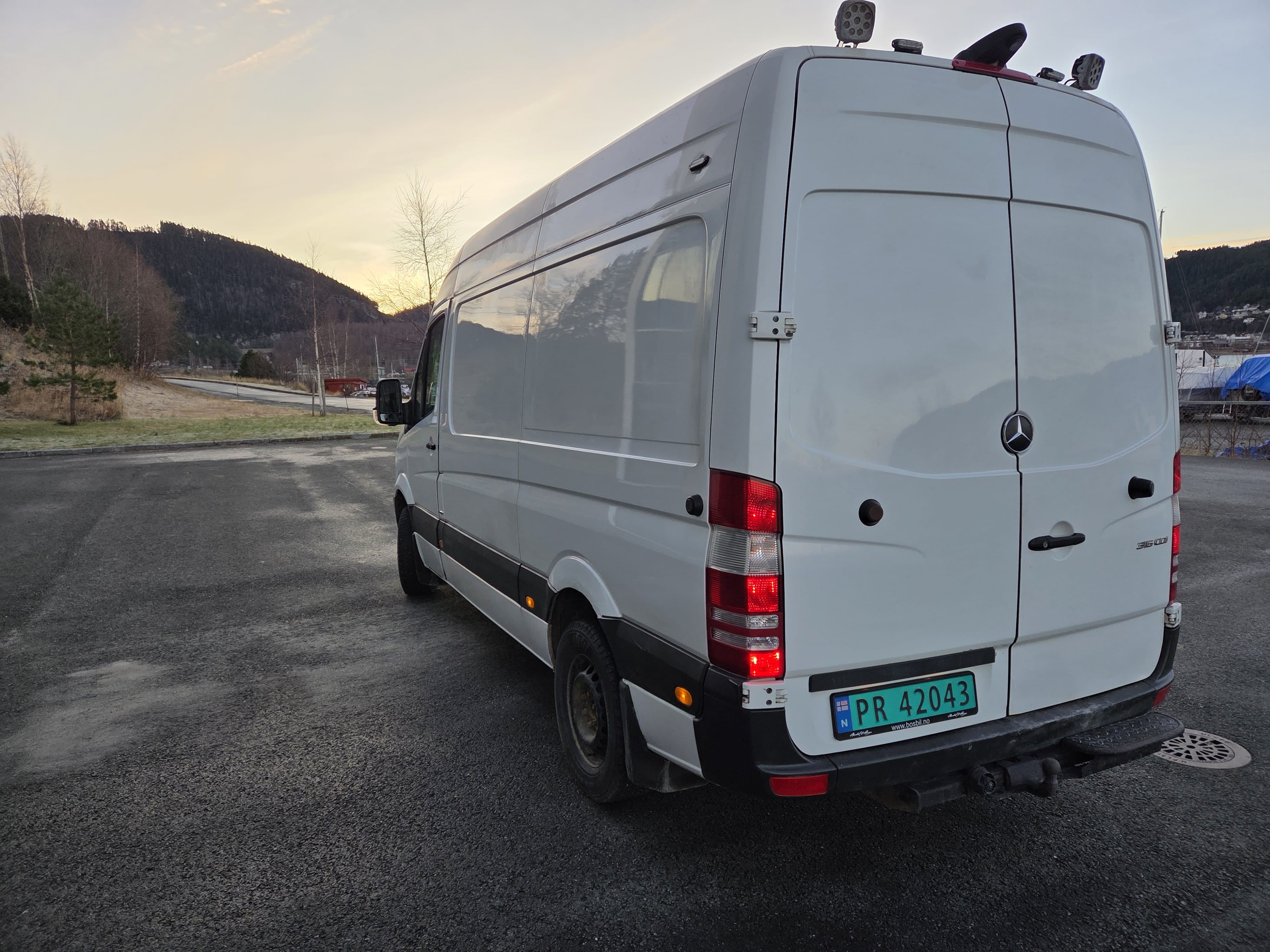 Mercedes-Benz Sprinter with Air conditioning