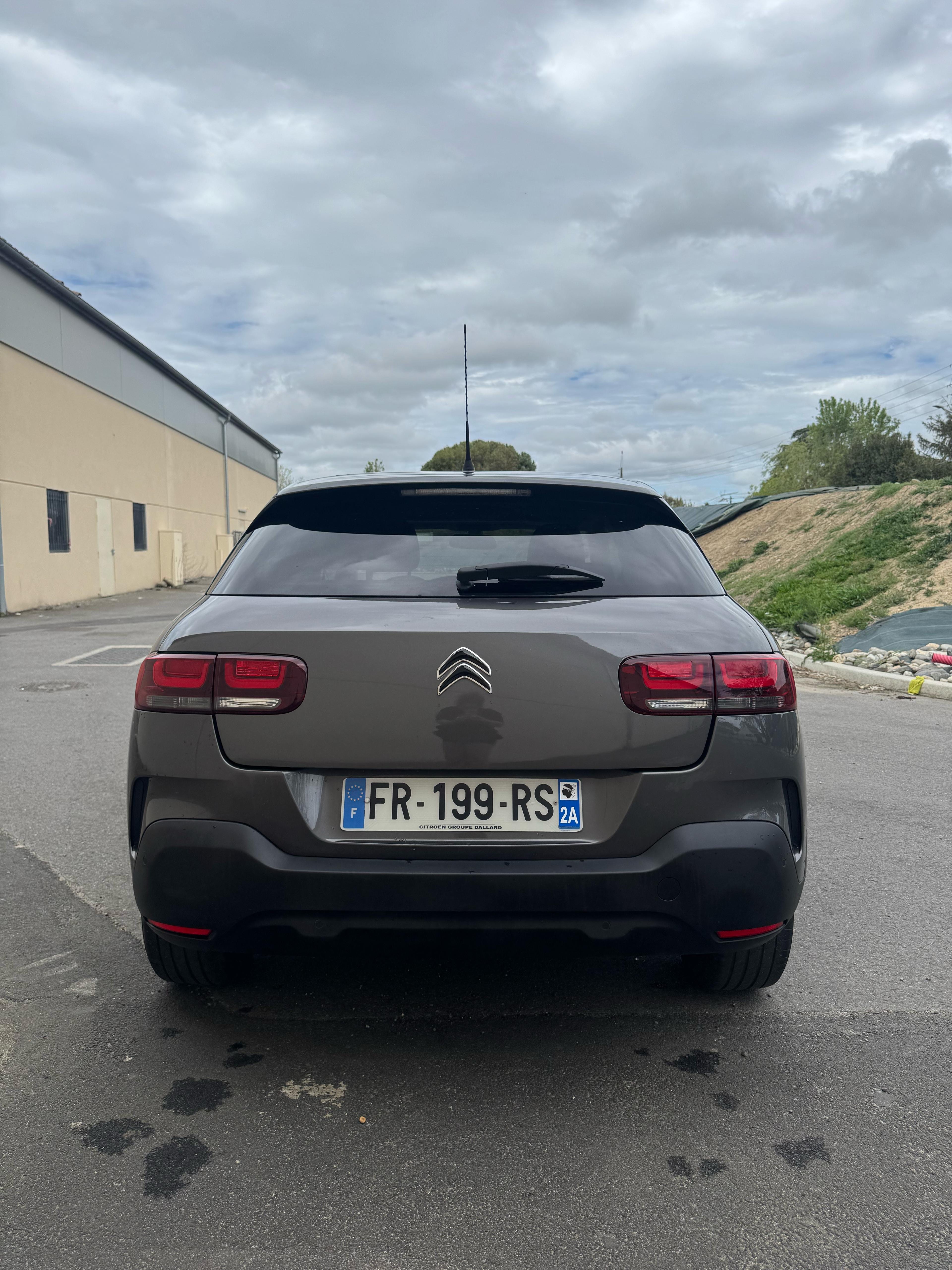 Citroen C4 Cactus avec Régulateur de vitesse