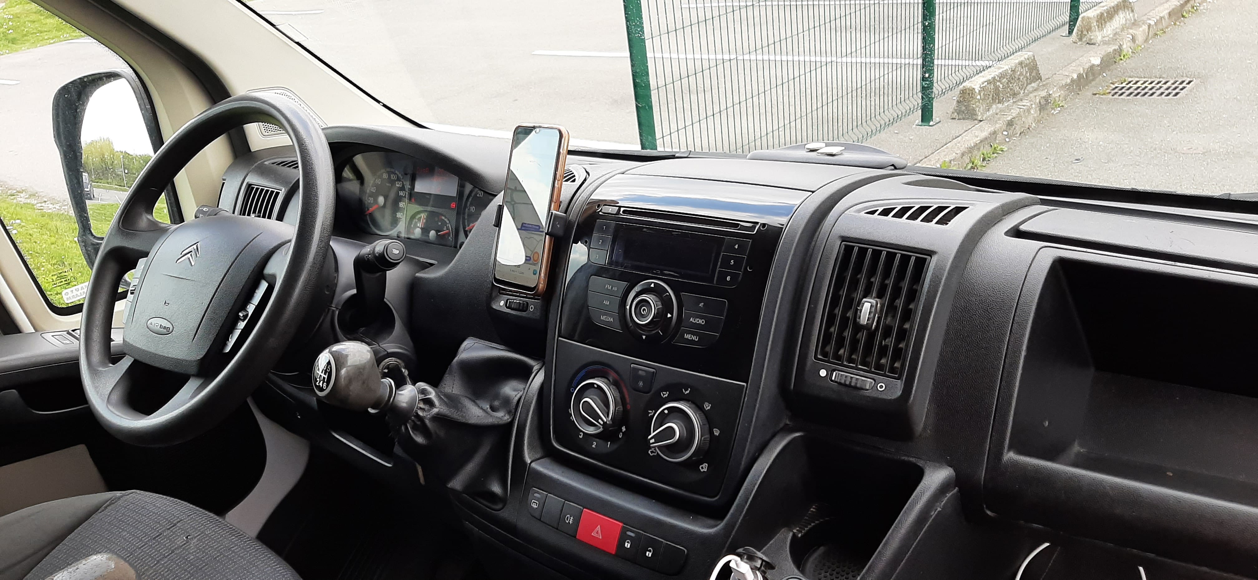 Peugeot Boxer avec Audio Bluetooth