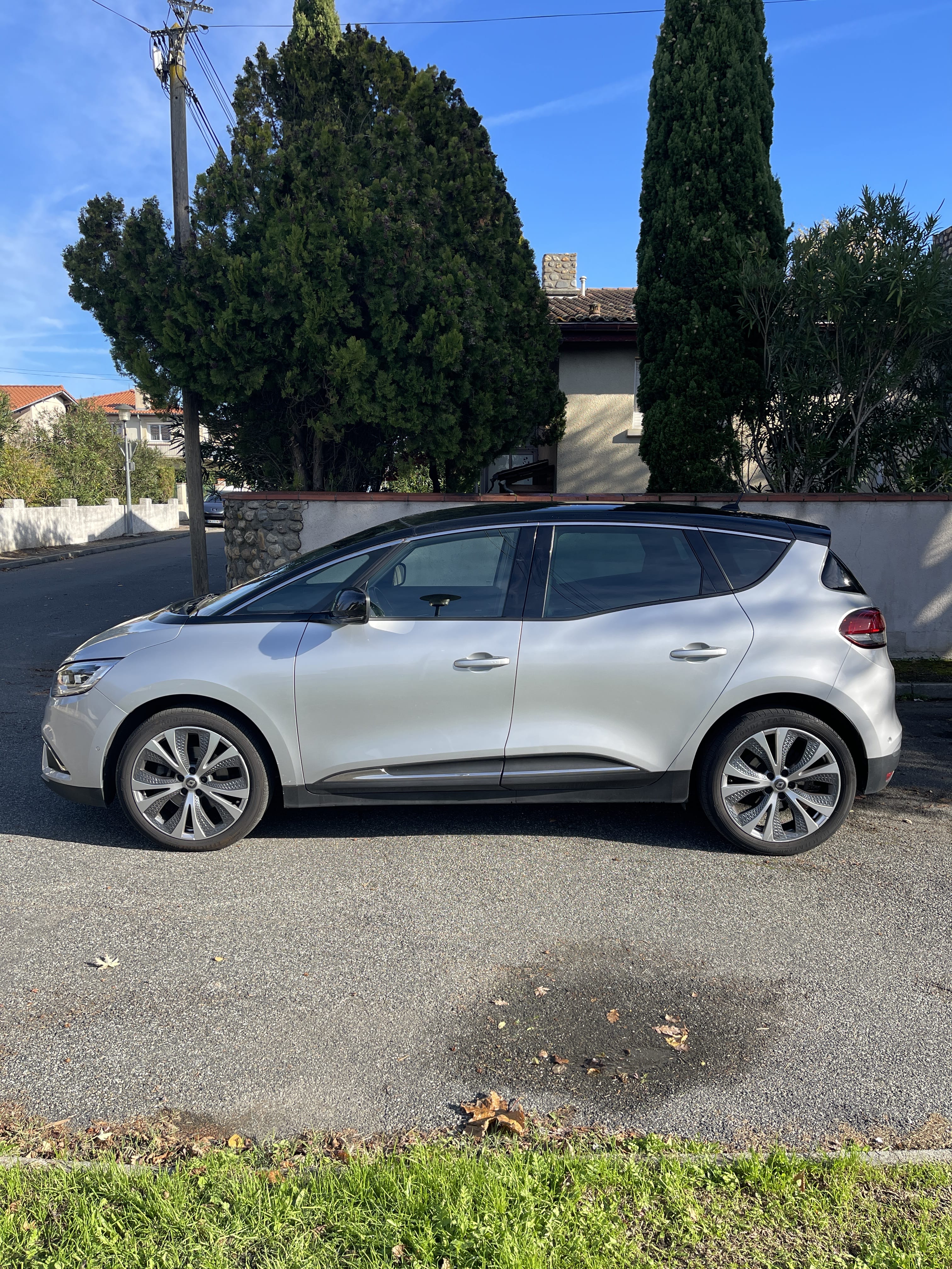 Renault Scenic 1.6 DCI Business EDC7 110cv avec Climatisation