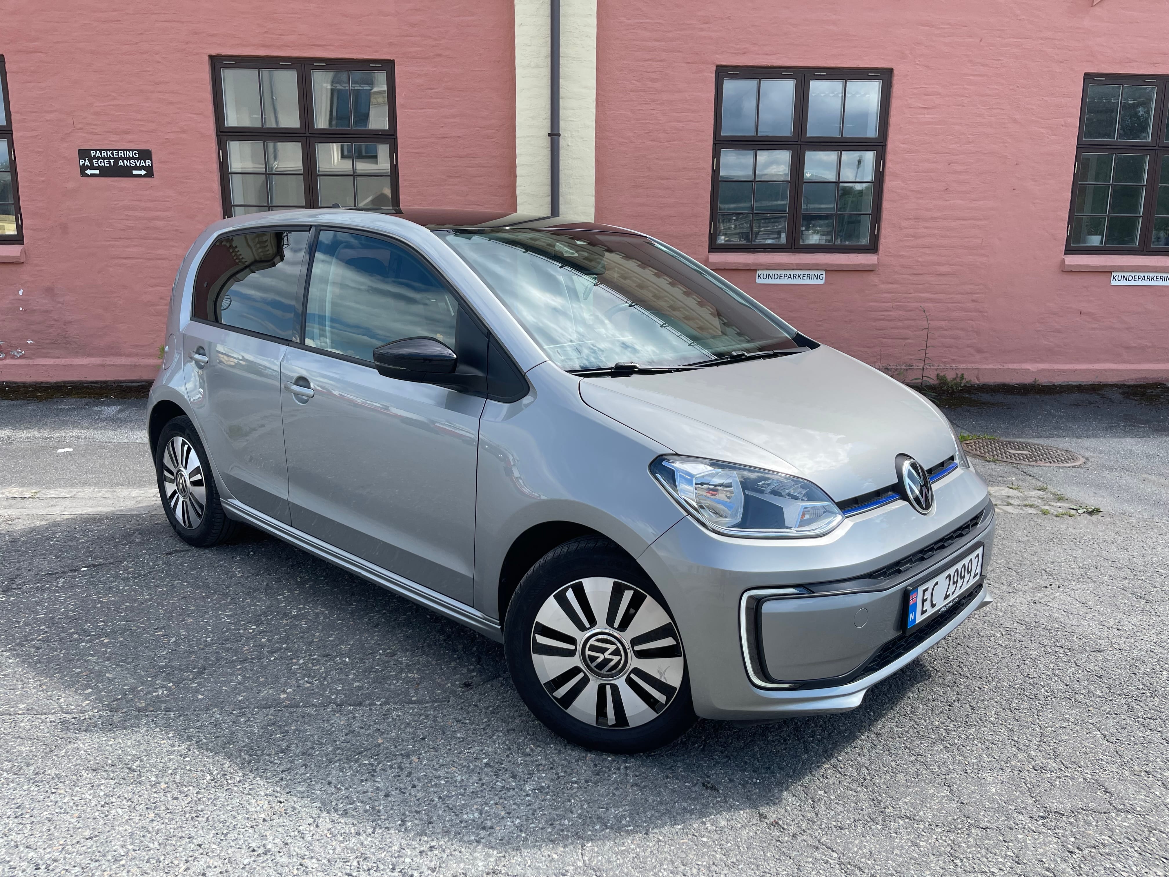 Volkswagen e-Up ! med Bilradio