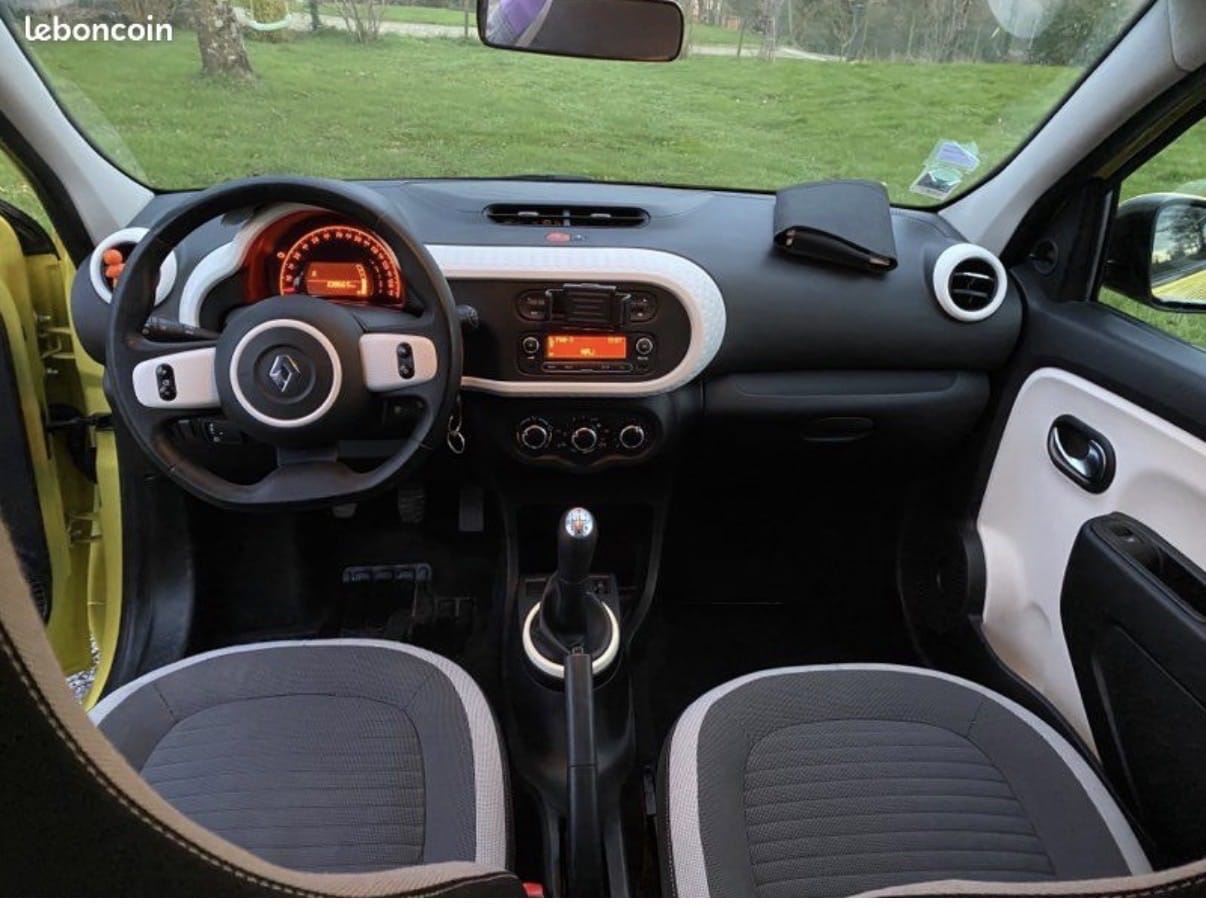 Renault Twingo III 1.0 SCE 70ch avec Audio Bluetooth