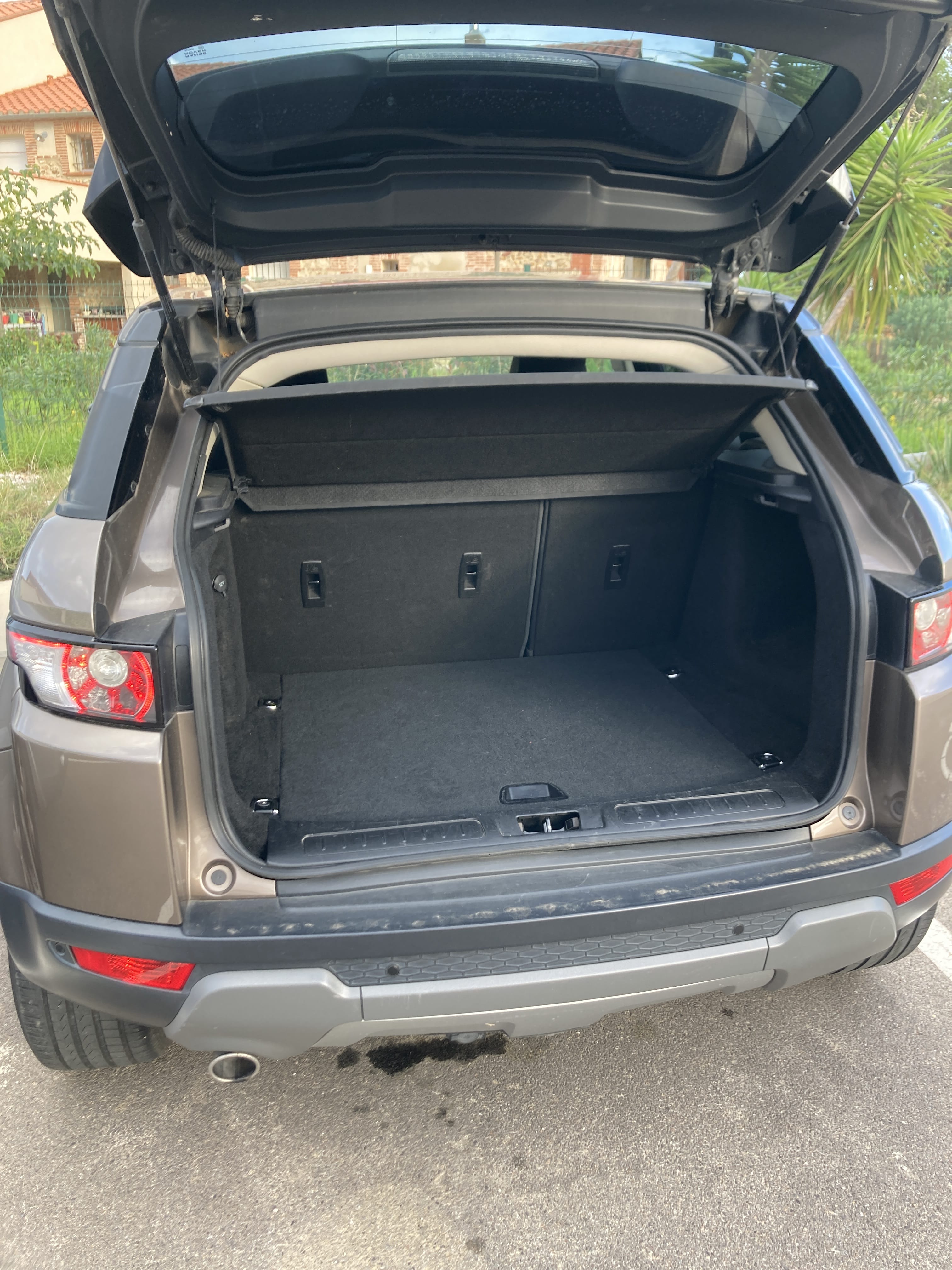 Land-Rover Range Rover Evoque avec Pneus neige