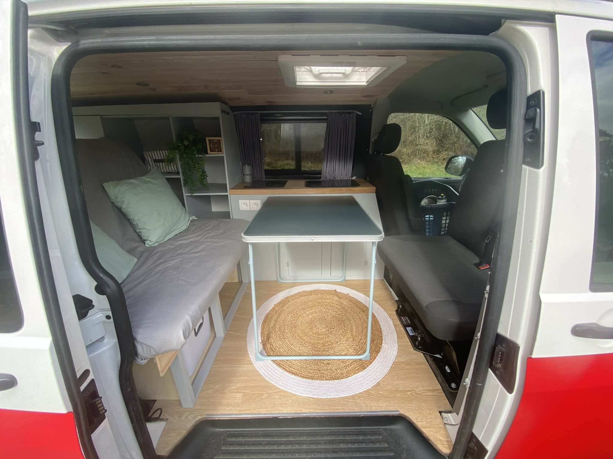 Volkswagen Transporter avec GPS
