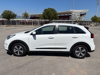 Kia Niro Híbrido con Aire acondicionado