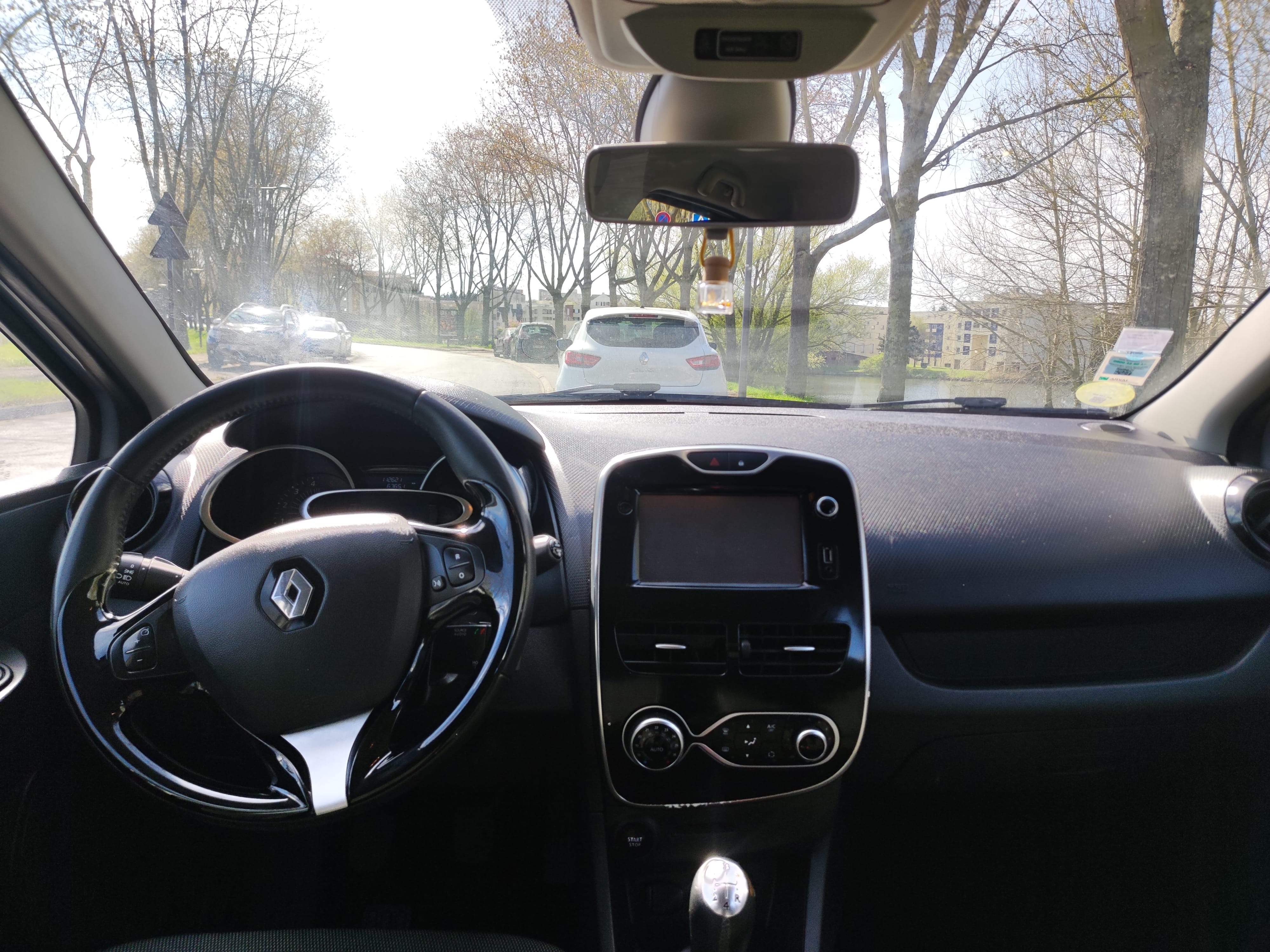 Renault Clio avec GPS