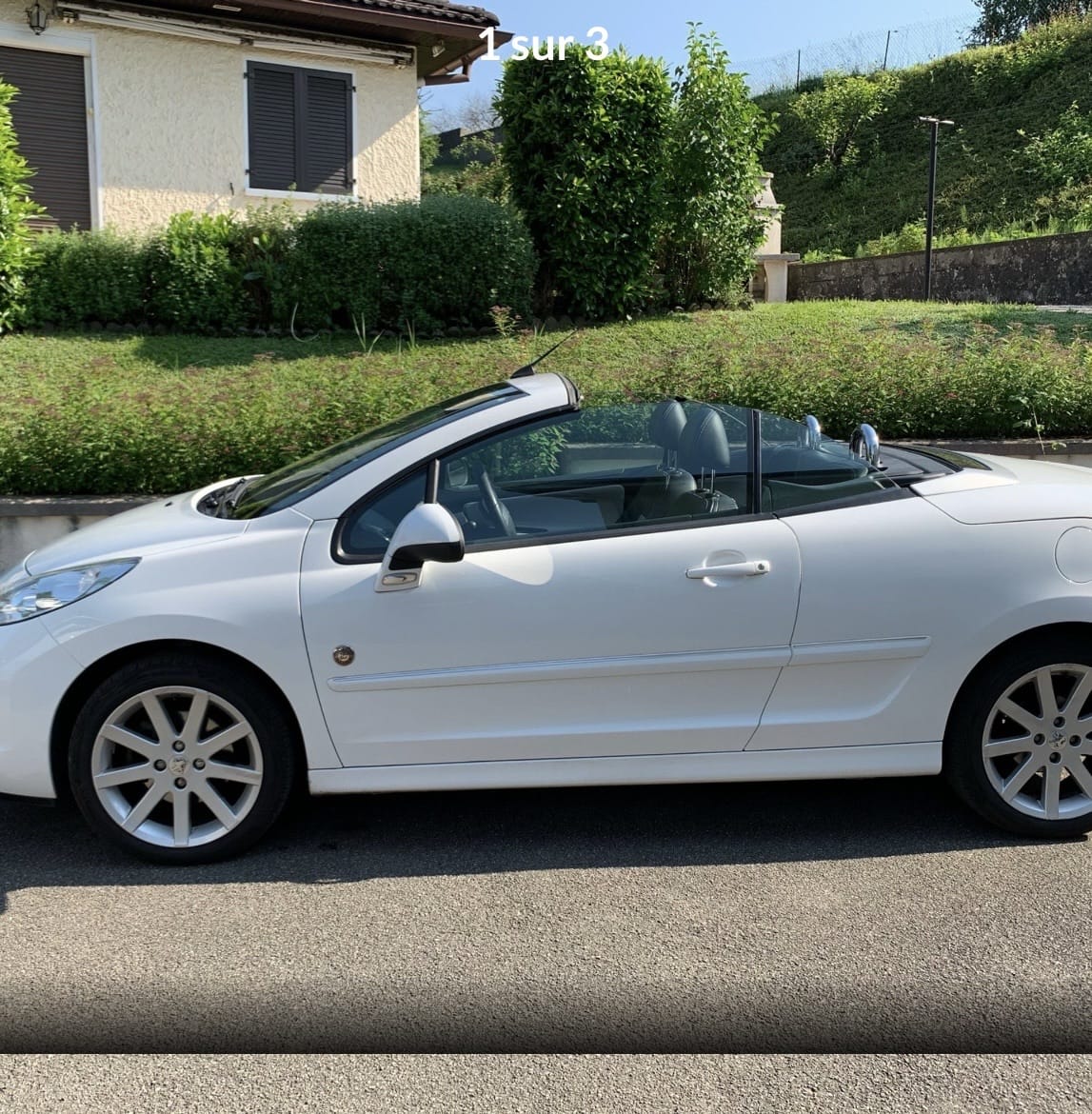 Peugeot 207 CC avec Climatisation