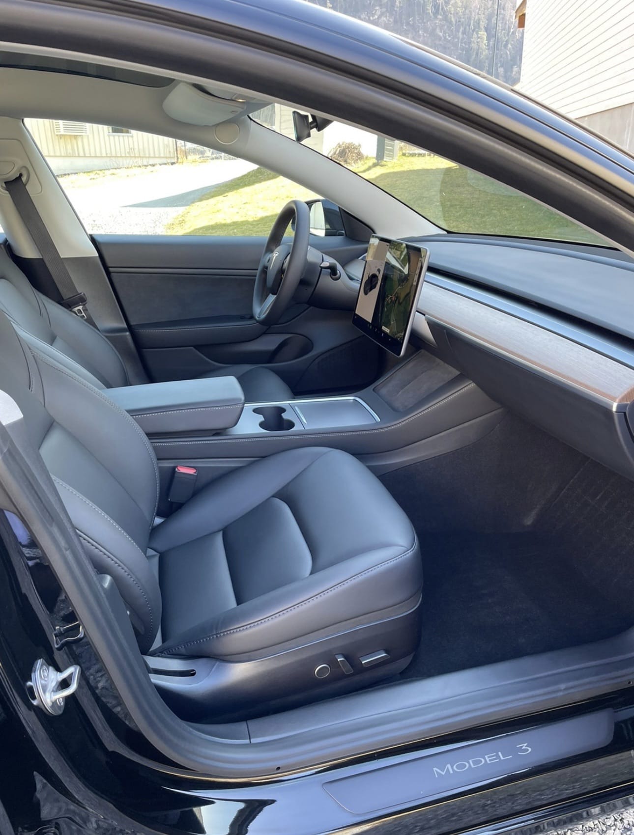 Tesla Model 3 Performance med GPS