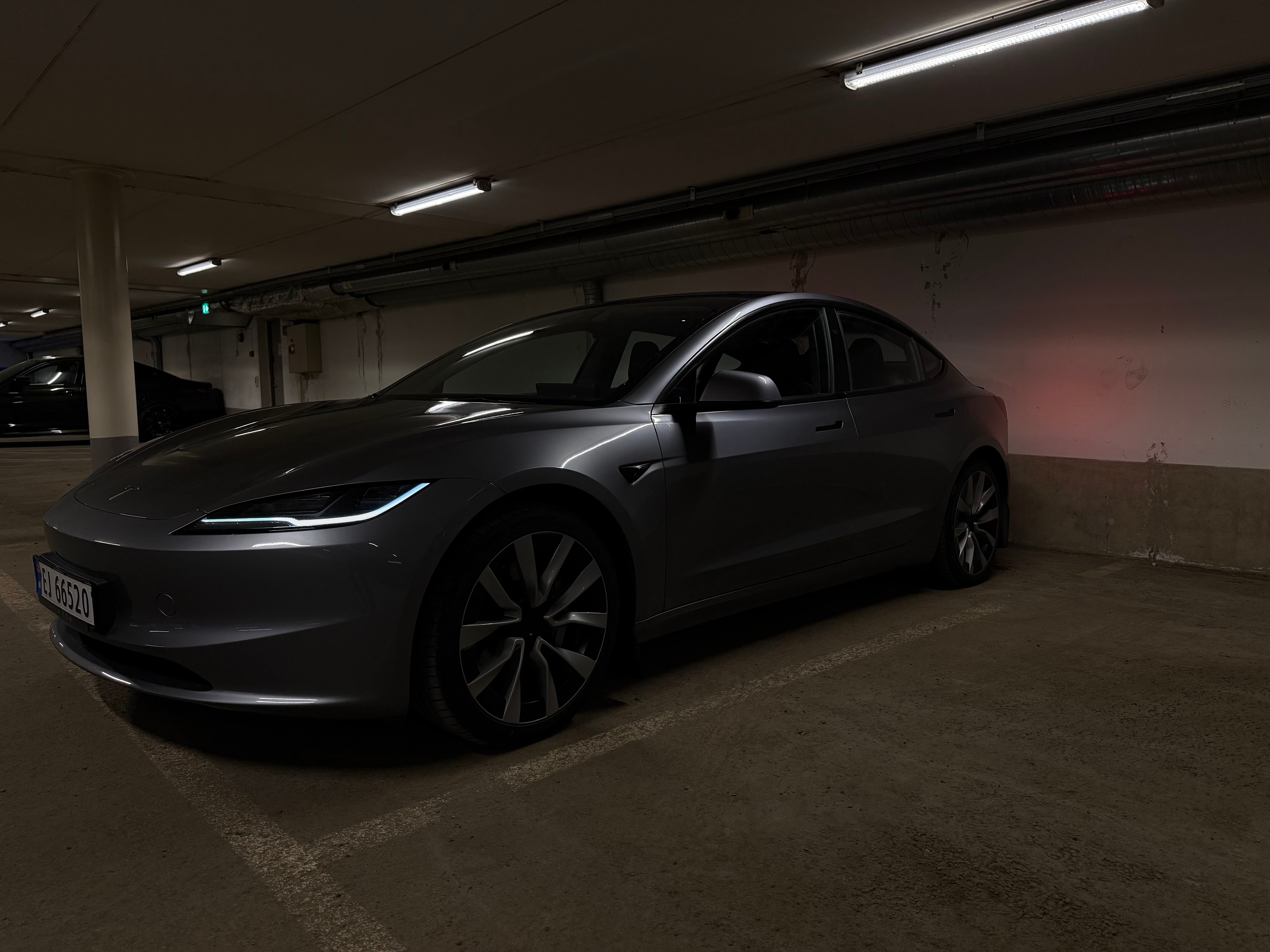 Tesla Model 3 Long Range, 2024, Elektro, Automatik