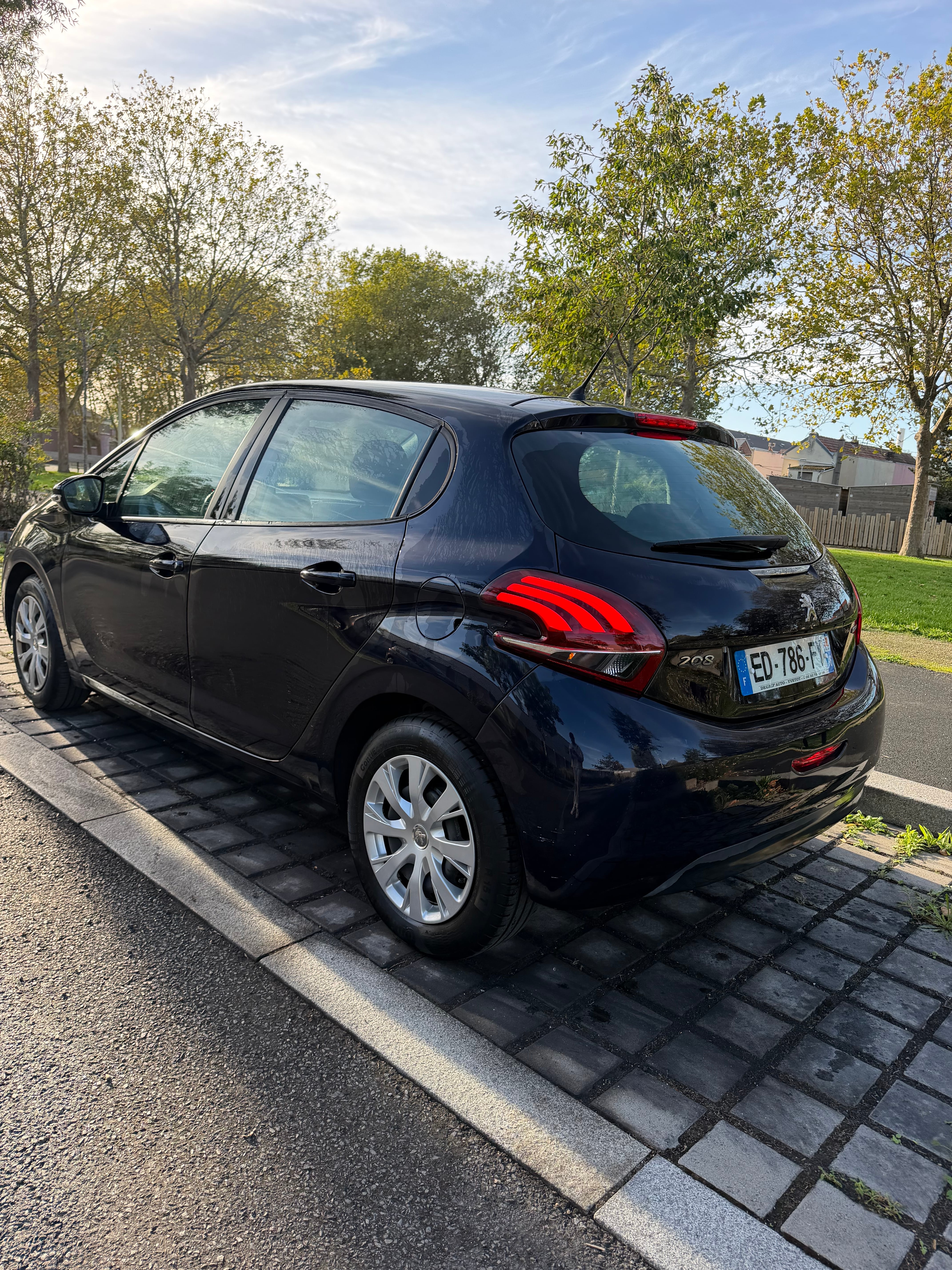 Peugeot 208 avec Climatisation
