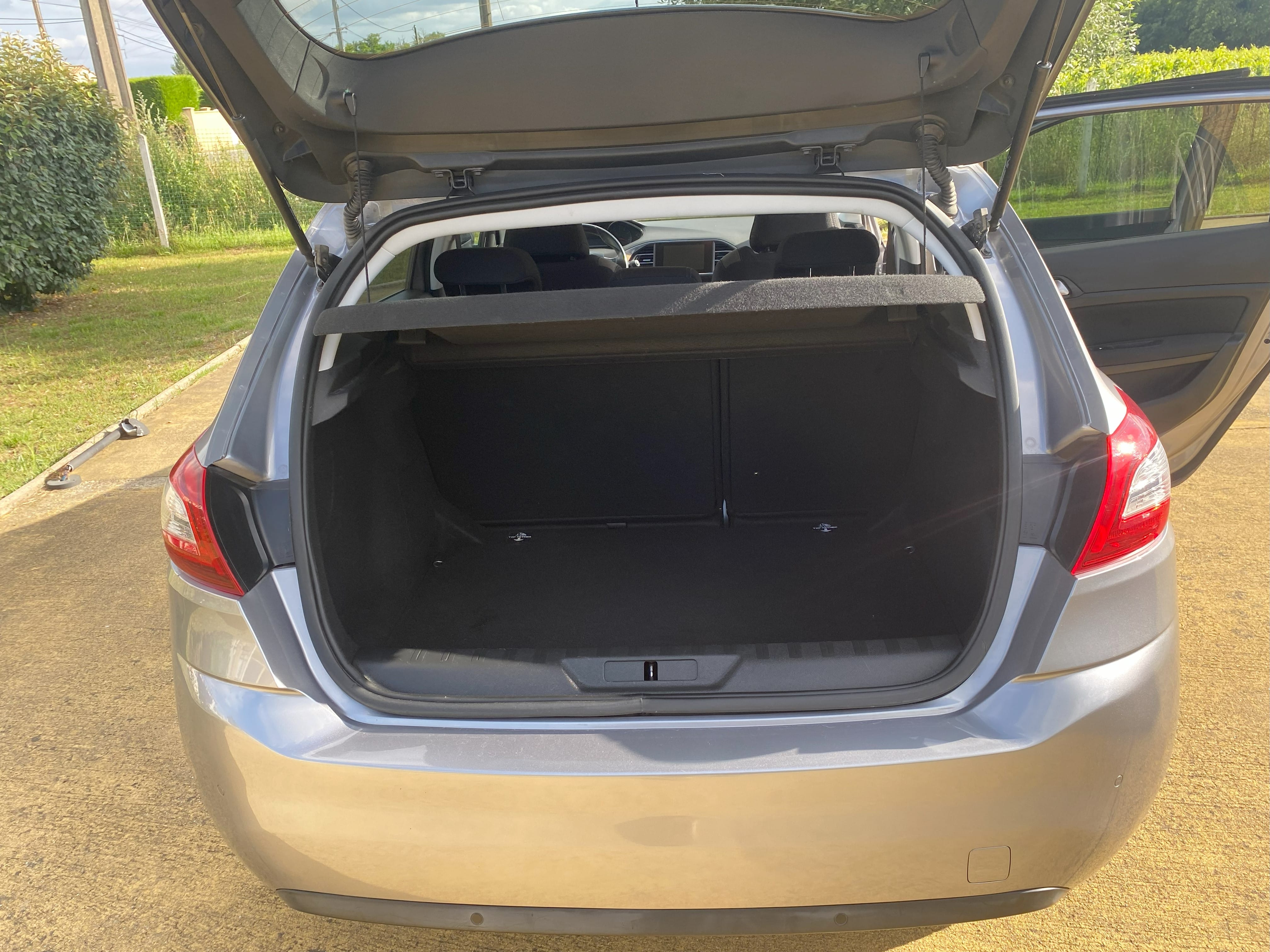 Peugeot 308 with Bluetooth audio