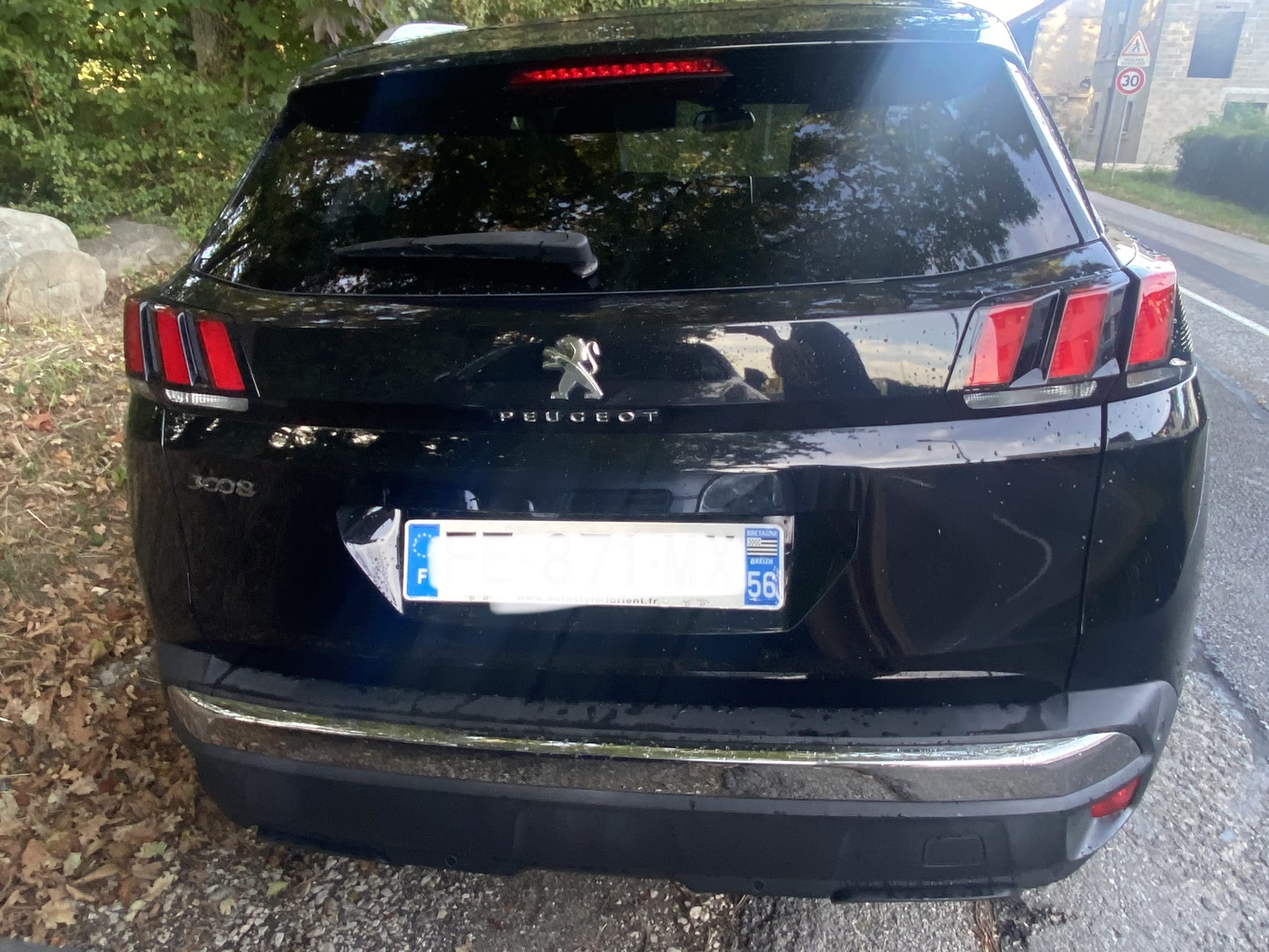Peugeot 3008 1.5L hdi 130ch allure business eat8 avec GPS