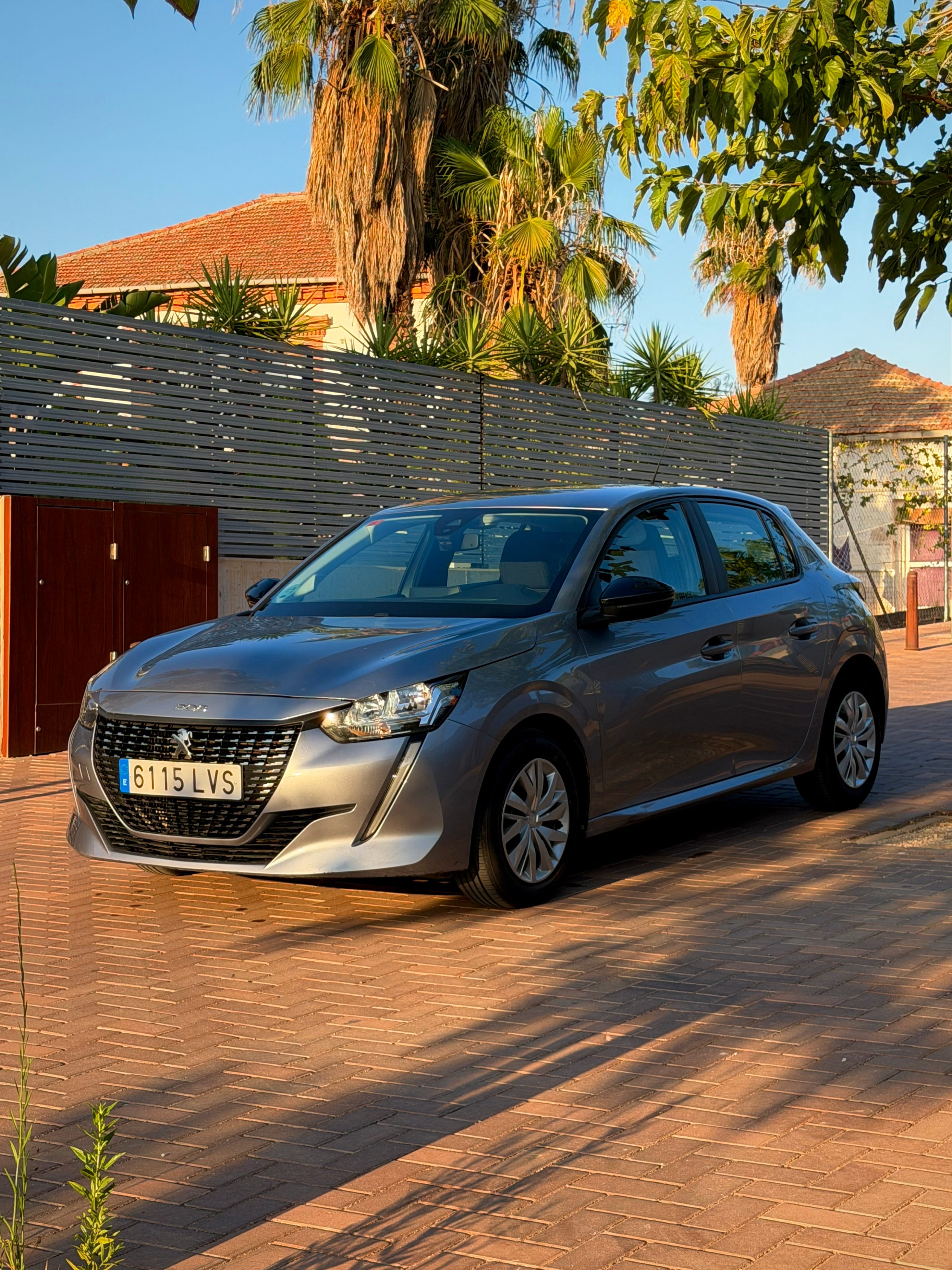 Peugeot 208 ENTREGA A DOMICILIO & MUY BAJO CONSUMO, 2021, Diesel