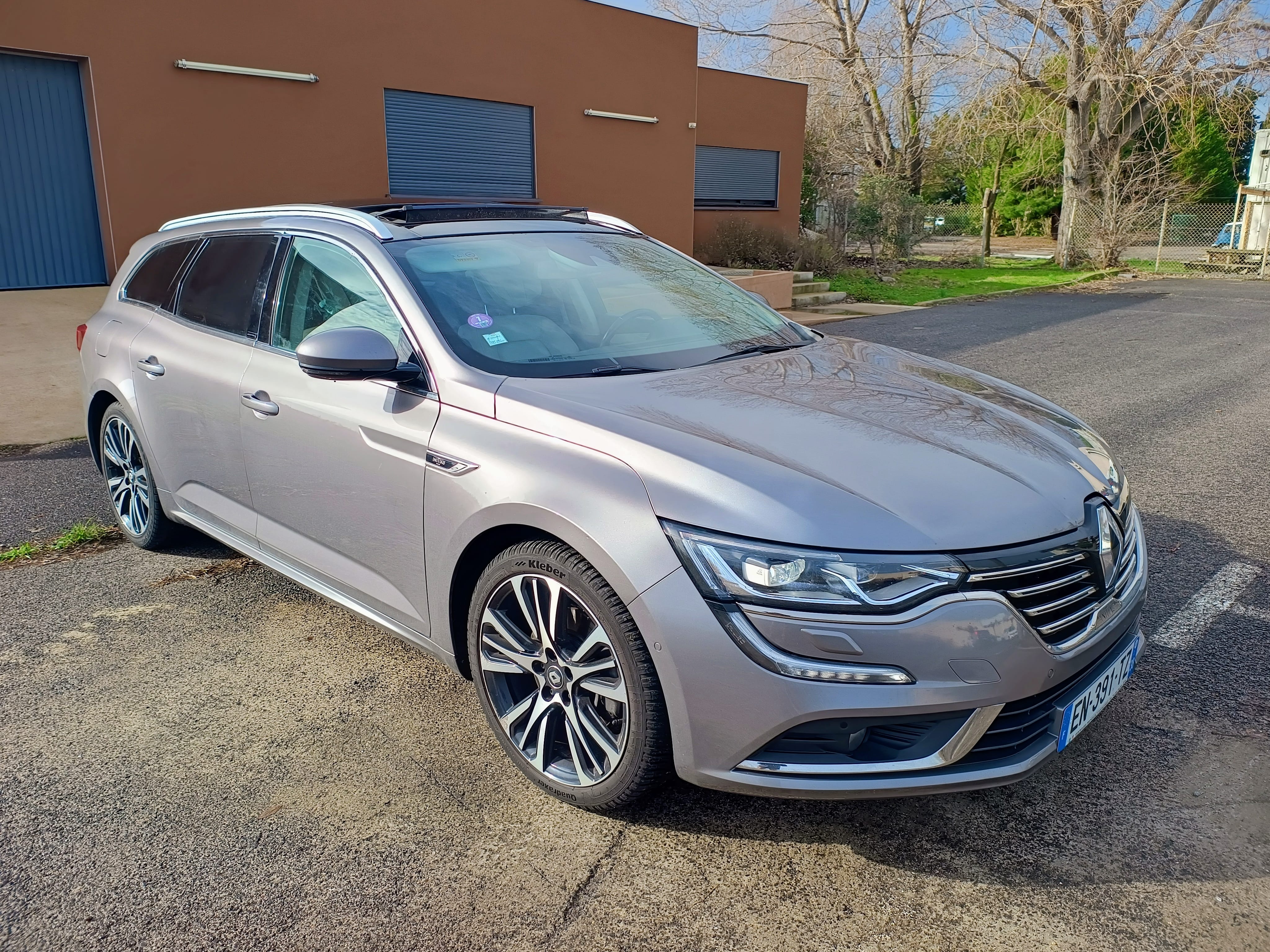Renault Talisman BREAK haut de gamme, 2017, Essence 95, automatique