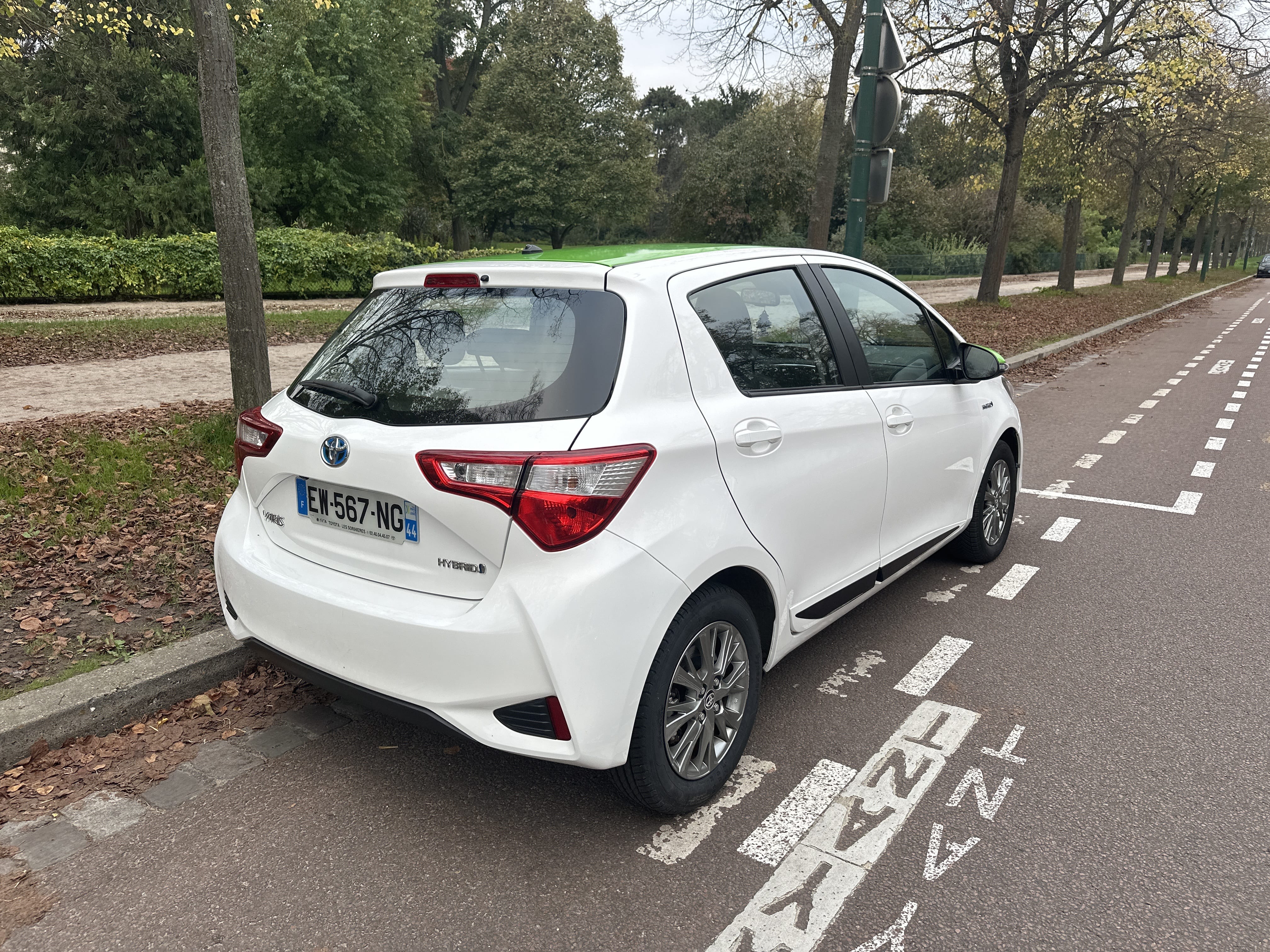 Toyota Yaris Hybride avec GPS