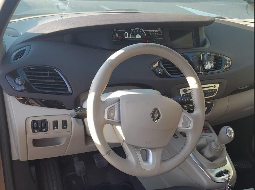 Renault Mégane Scénic avec Régulateur de vitesse