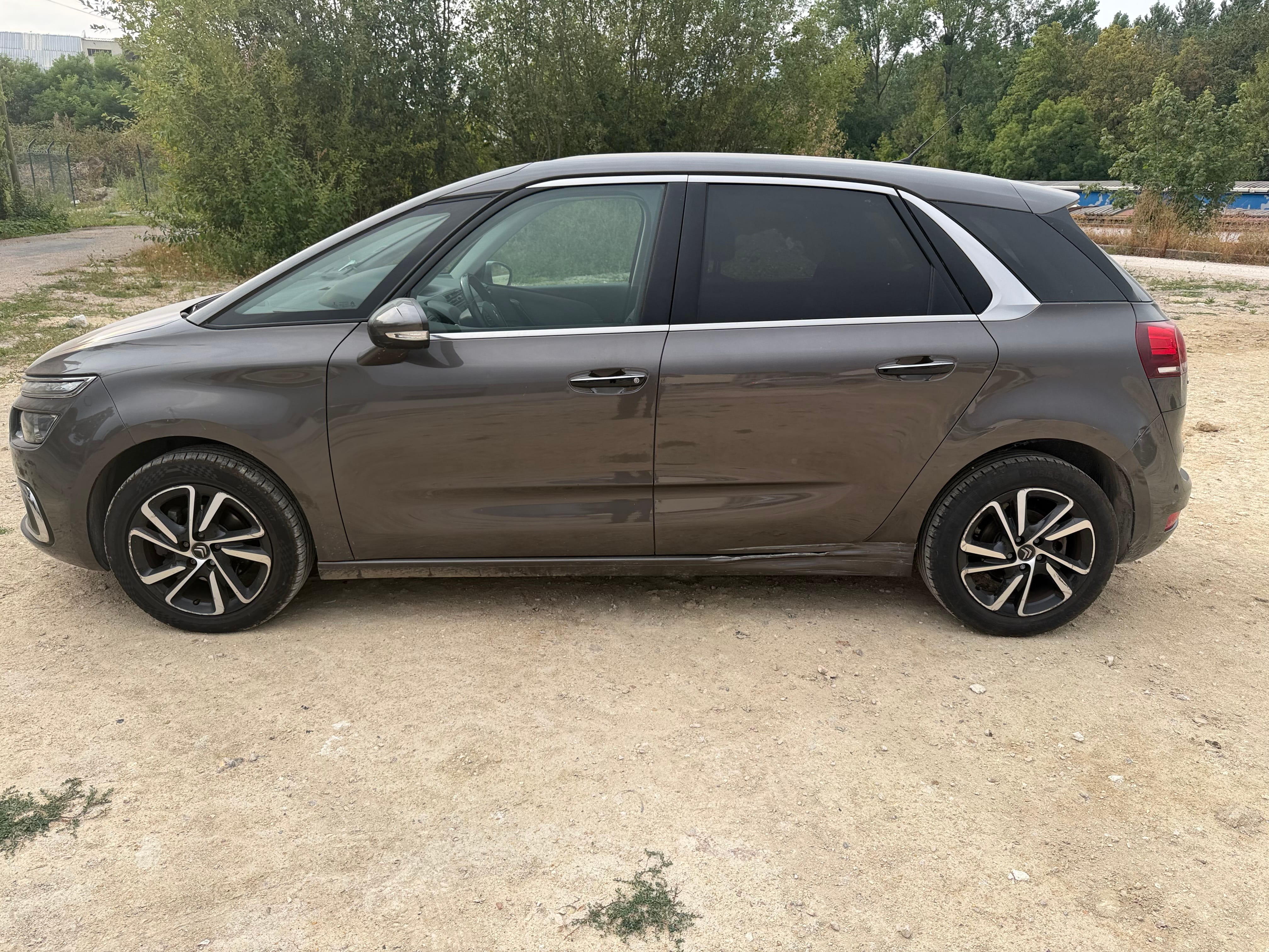 Citroen C4 Picasso avec Climatisation
