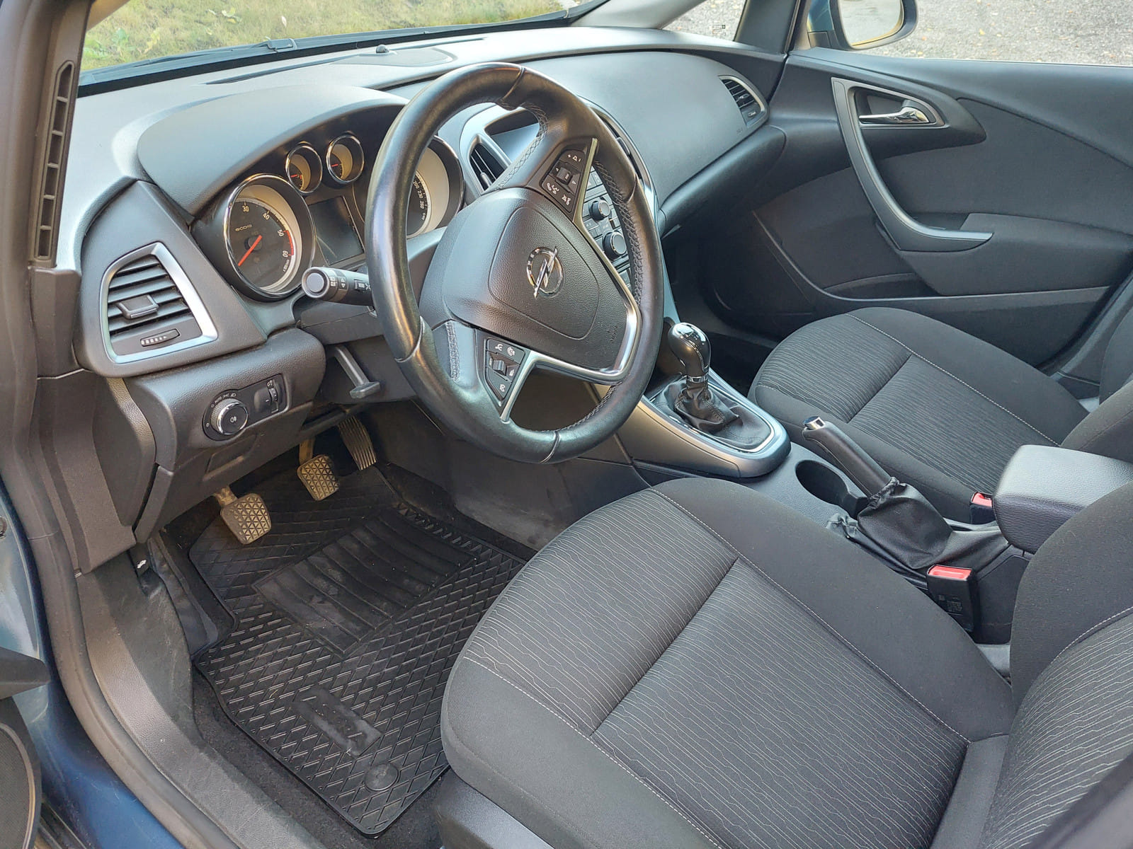 Opel Astra Stasjonsvogn with Audio / iPod input