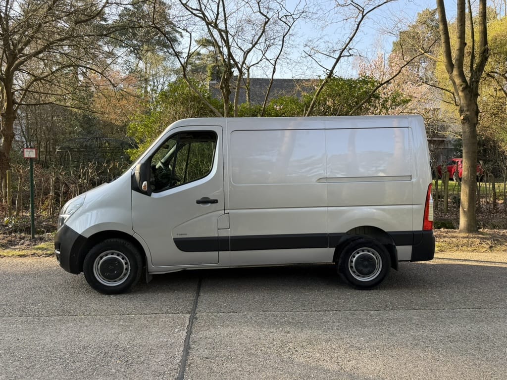 Opel Movano L1H1 2.3 Turbo Diesel 150ch automatic met Airco