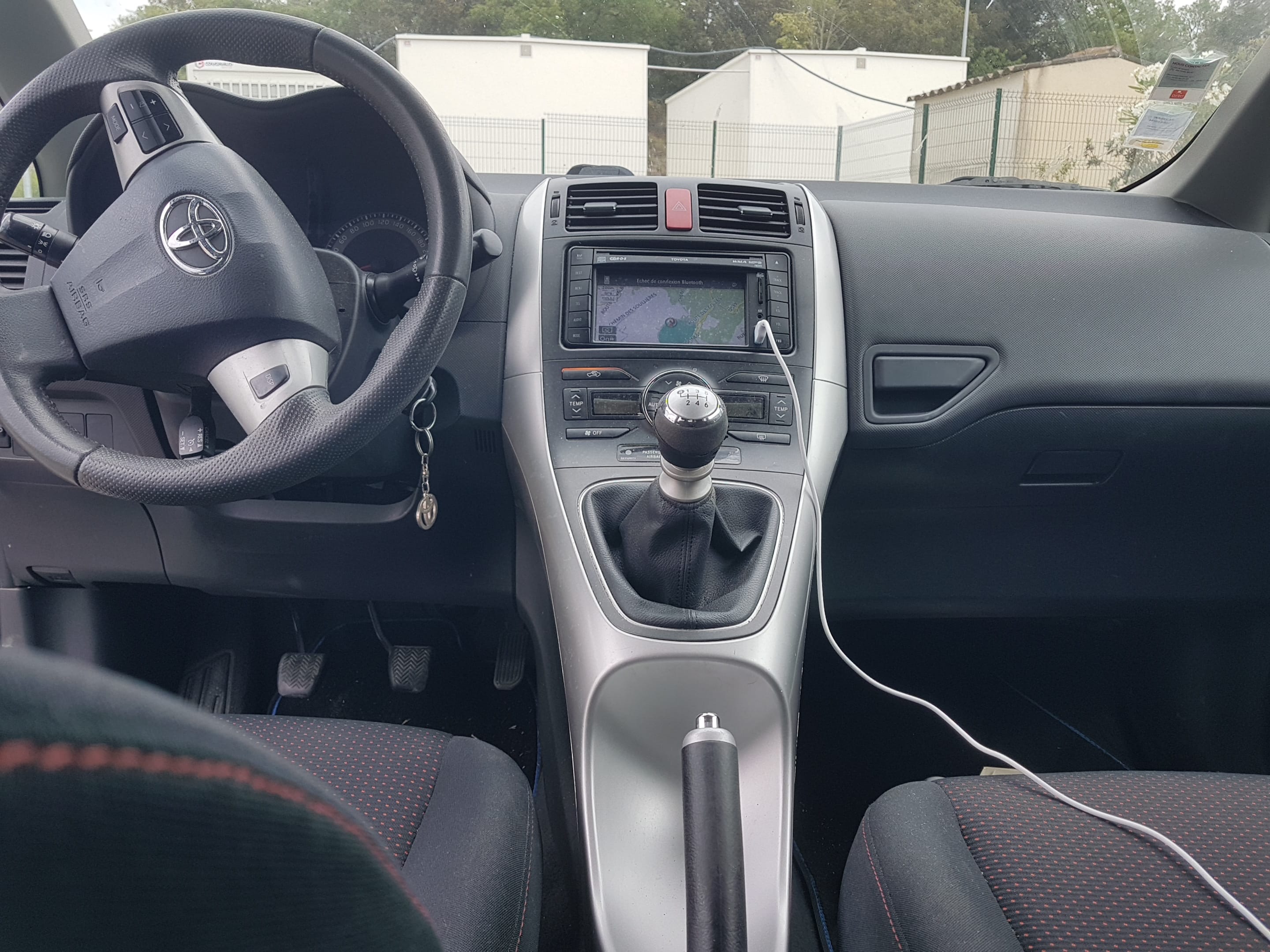 Toyota Auris avec Siège bébé