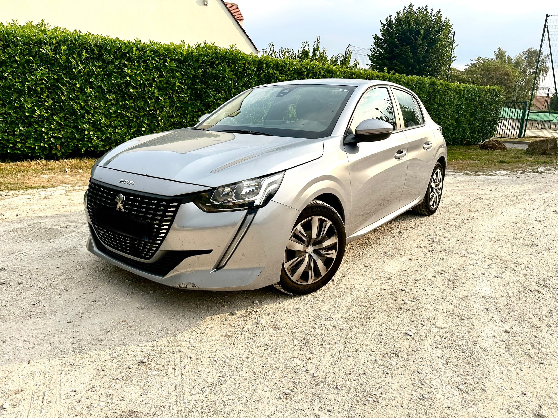 Peugeot 208 FV918, 2020, Essence 95, automatique