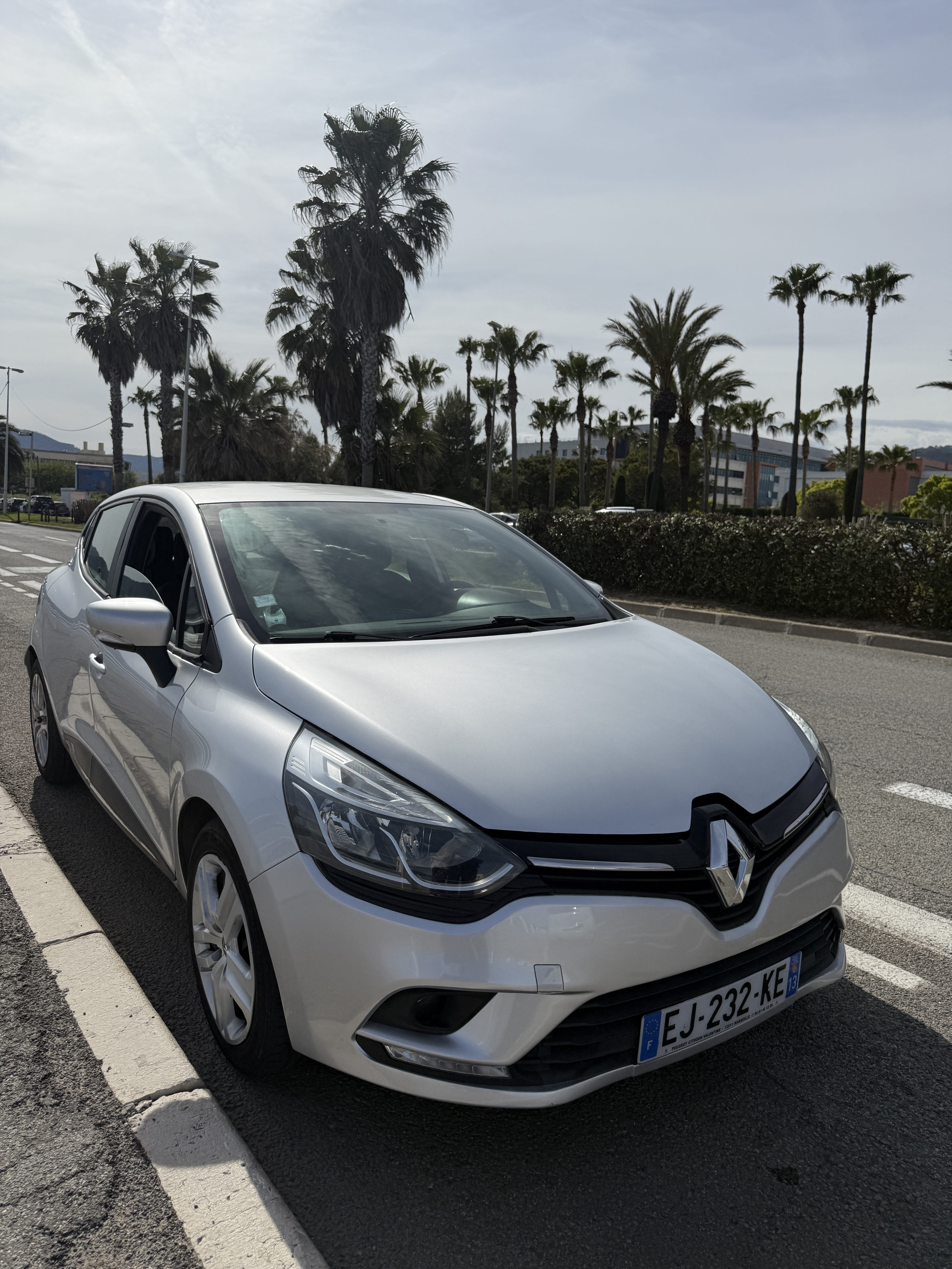 Renault Clio avec Climatisation