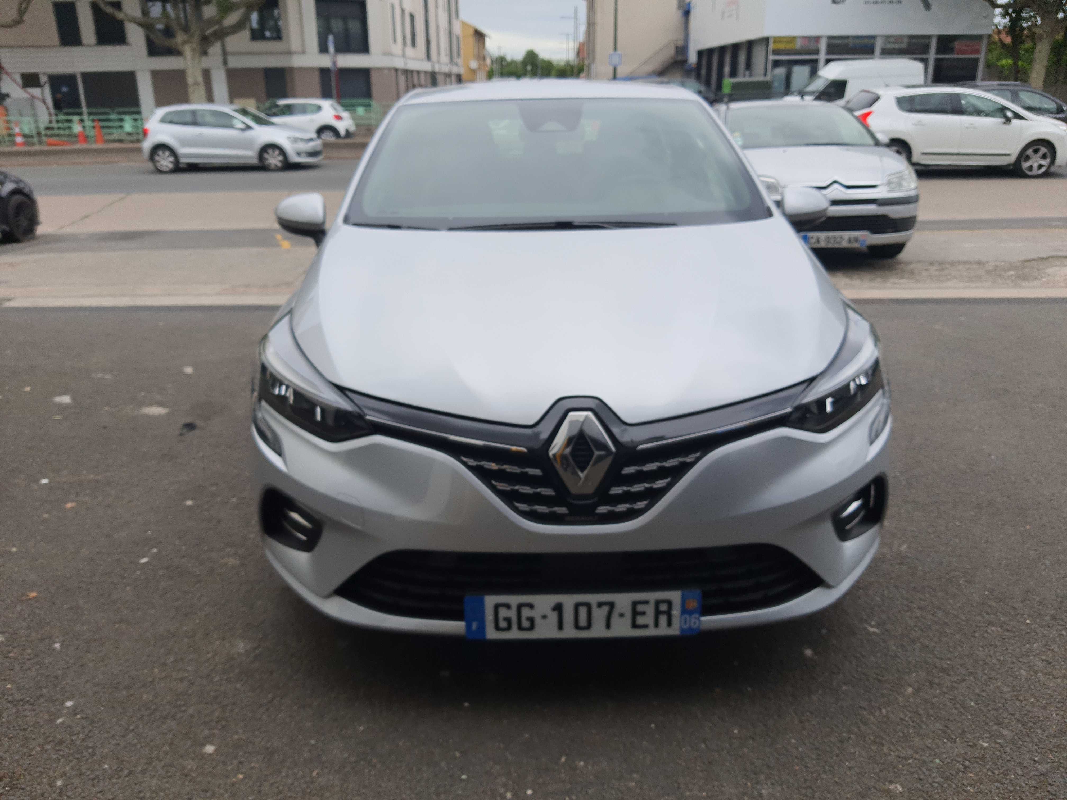 Renault Clio, 2022, Essence 98