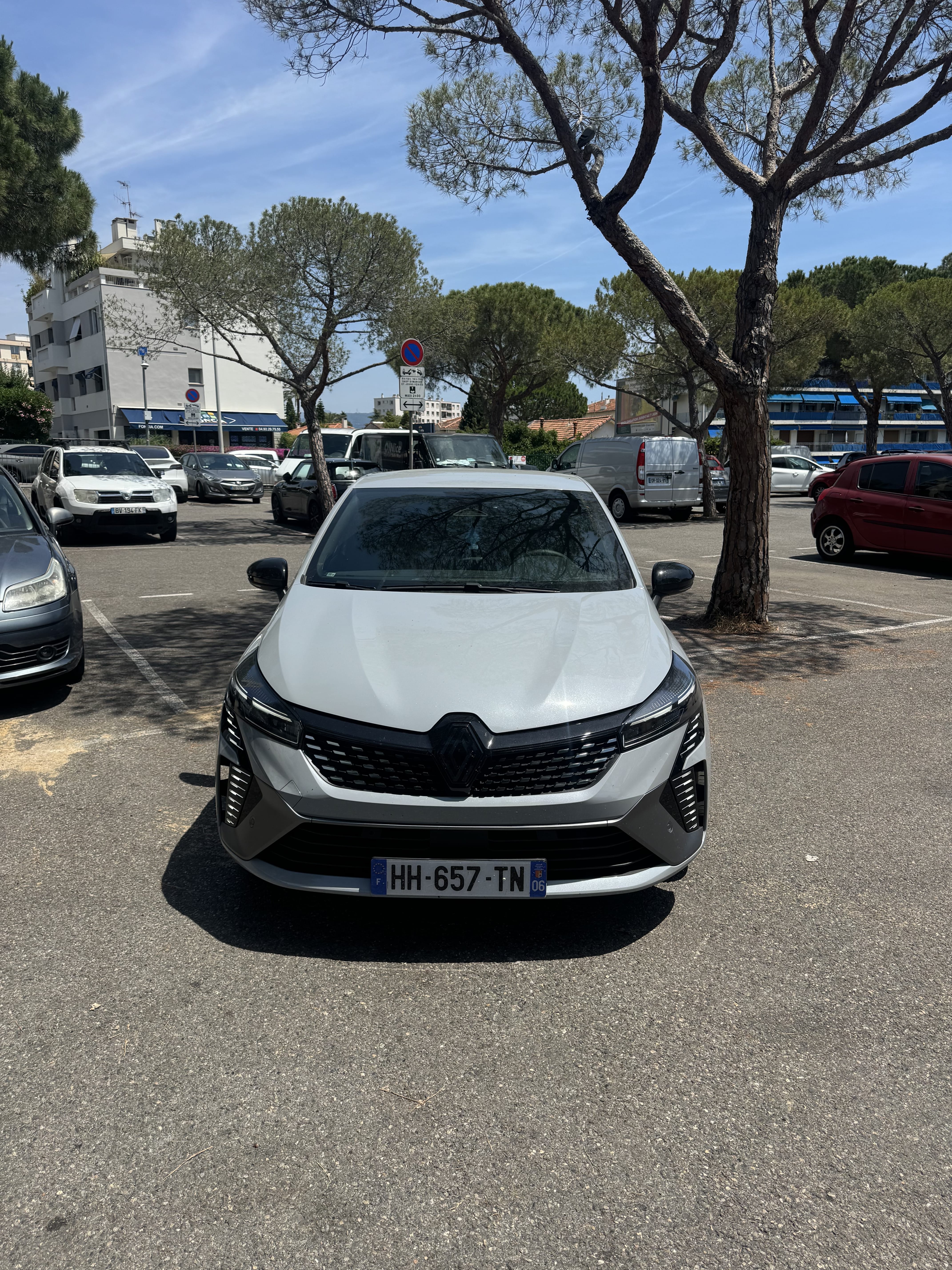 Renault Clio E-tech avec Régulateur de vitesse