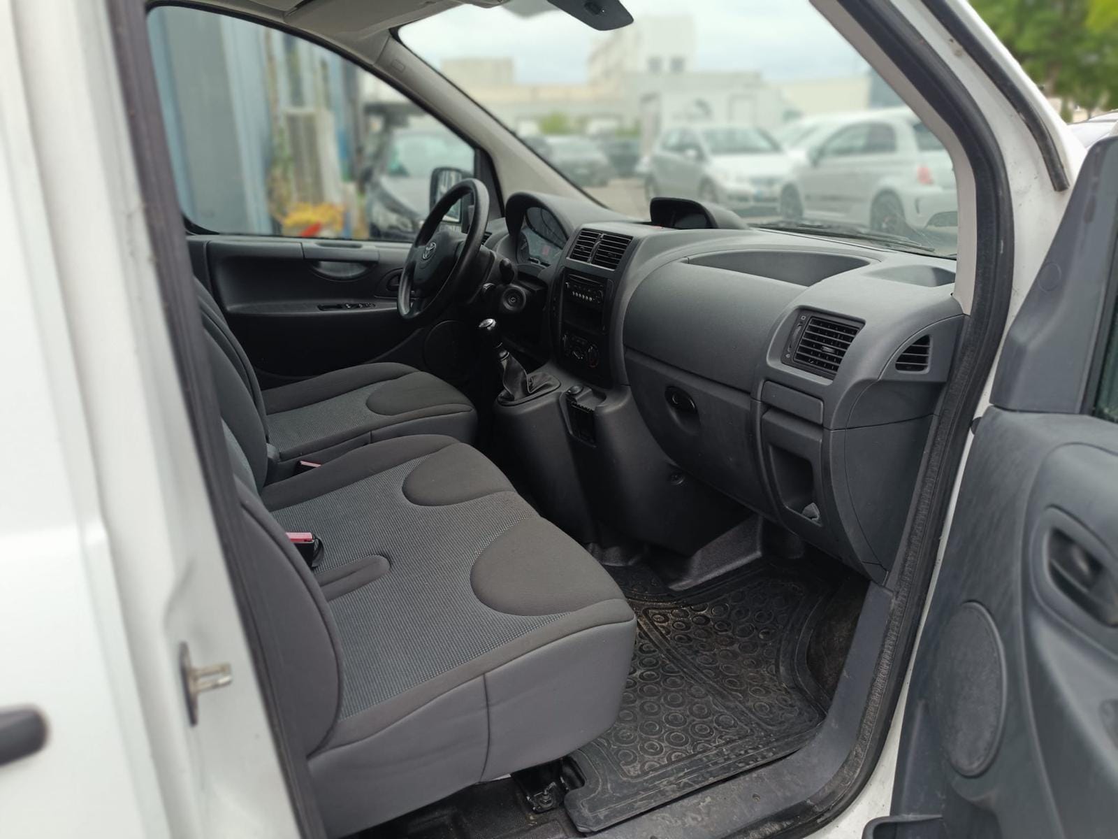 Toyota Proace Fourgon avec Entrée audio / iPod