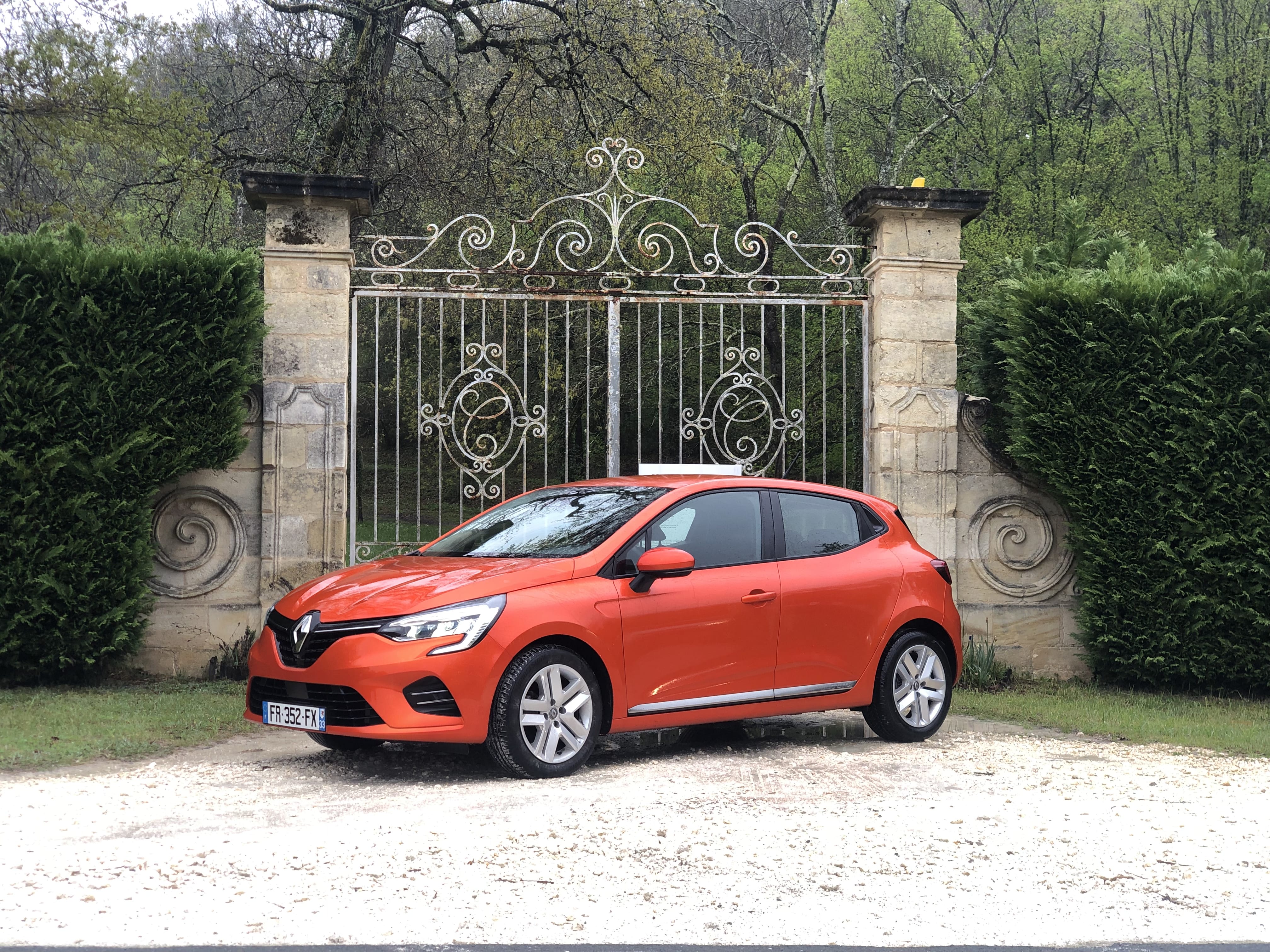 Renault Clio  Louez la Renault Clio 5 Essence – Moderne, Confortable et Économique !, 2020, Essence 95